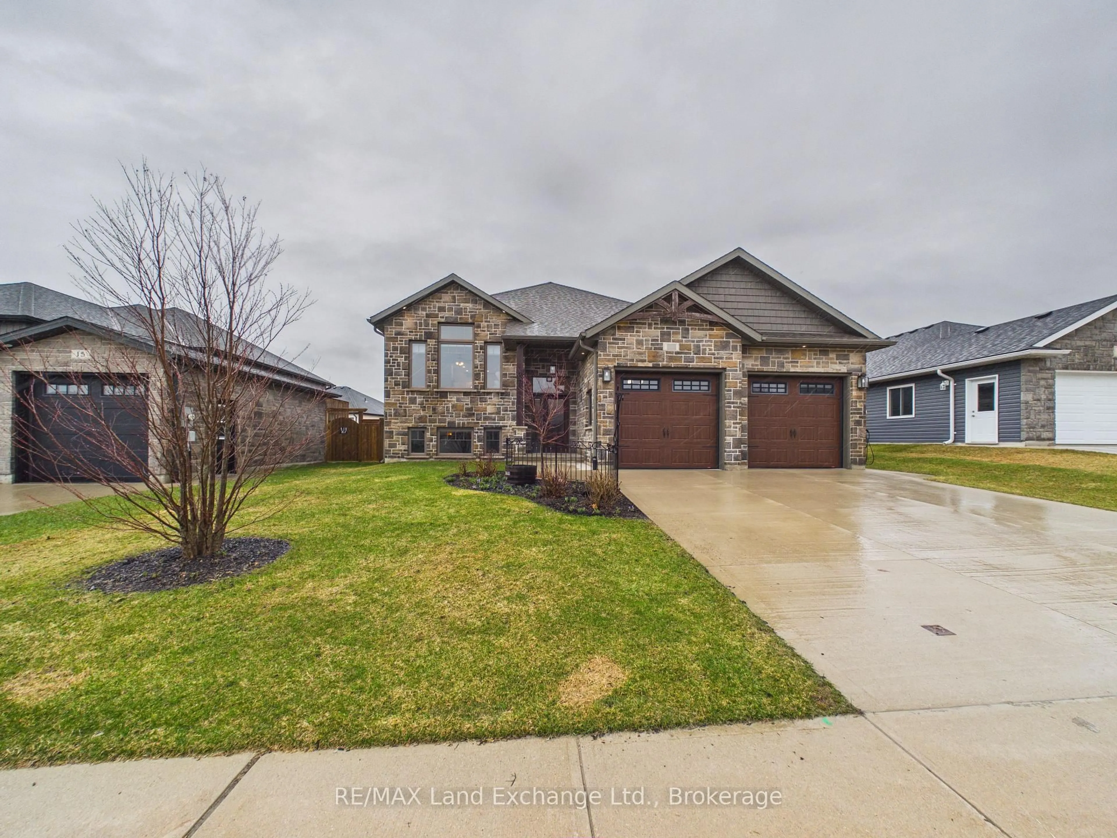 Home with brick exterior material, street for 13 Lakefield Dr, Kincardine Ontario N2Z 0C9