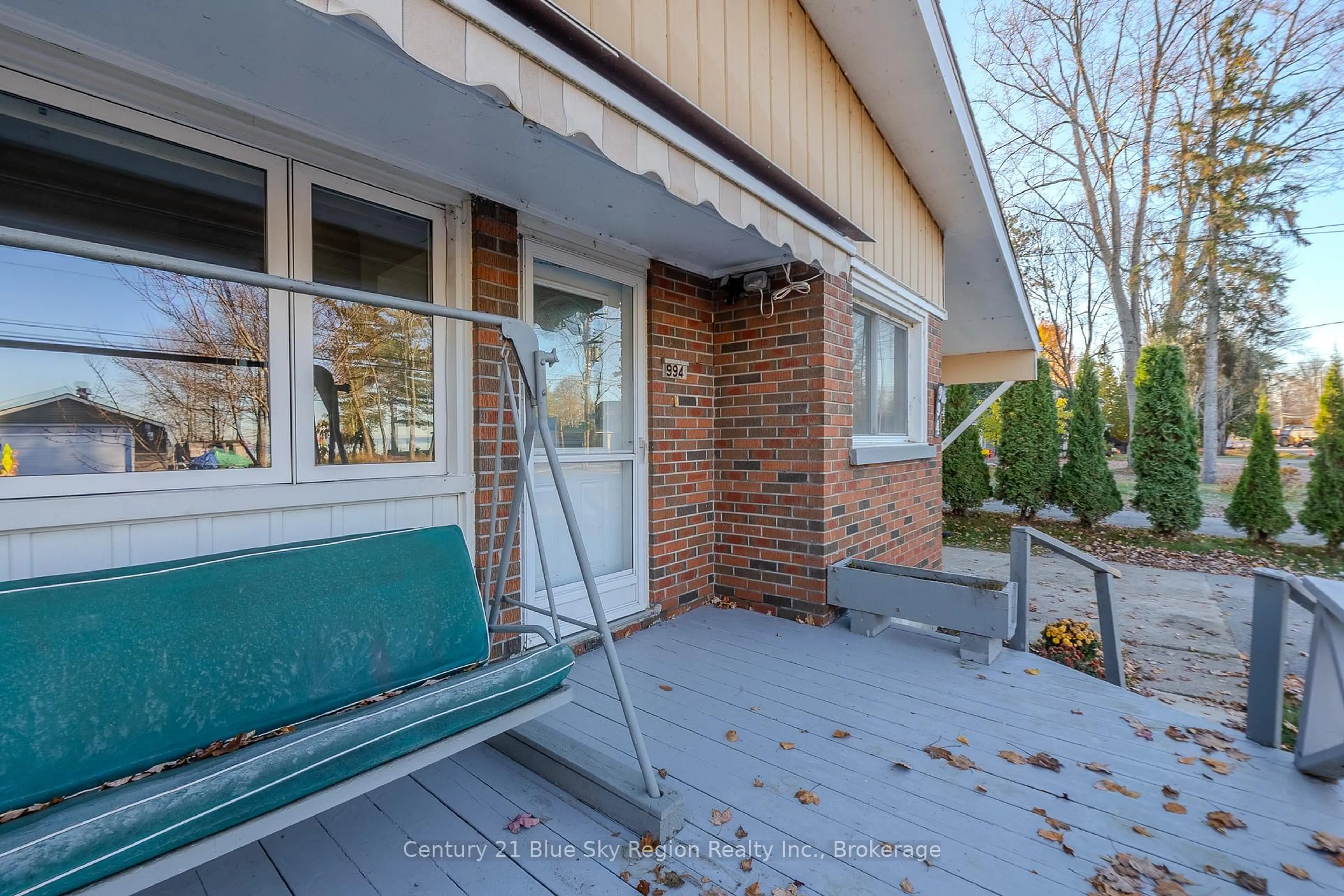 Unknown for 994 Premier Rd, North Bay Ontario P1A 2H8