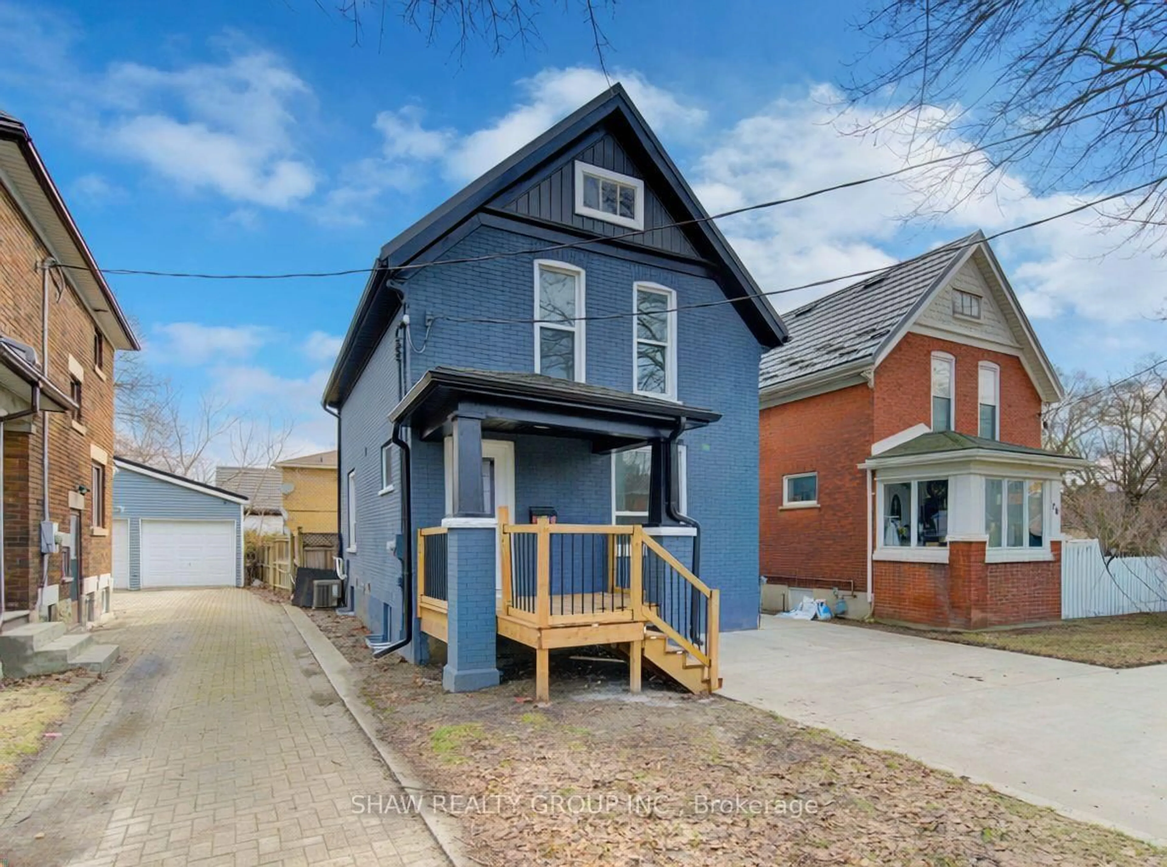 Home with brick exterior material, street for 80 Lancaster St, Kitchener Ontario N2H 4T6