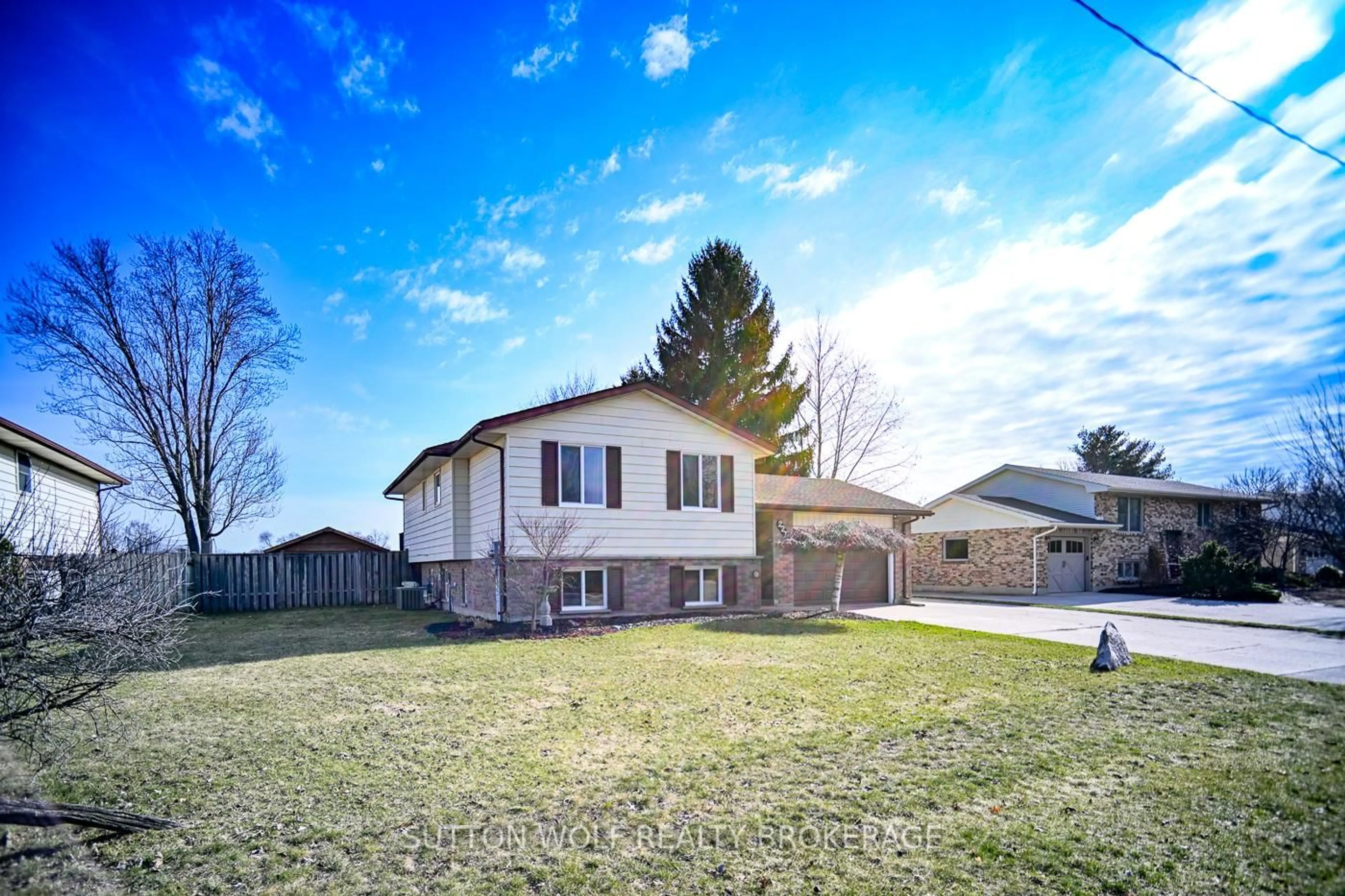 A pic from outside/outdoor area/front of a property/back of a property/a pic from drone, street for 2272 Bentim Rd, Strathroy-Caradoc Ontario N0L 1W0