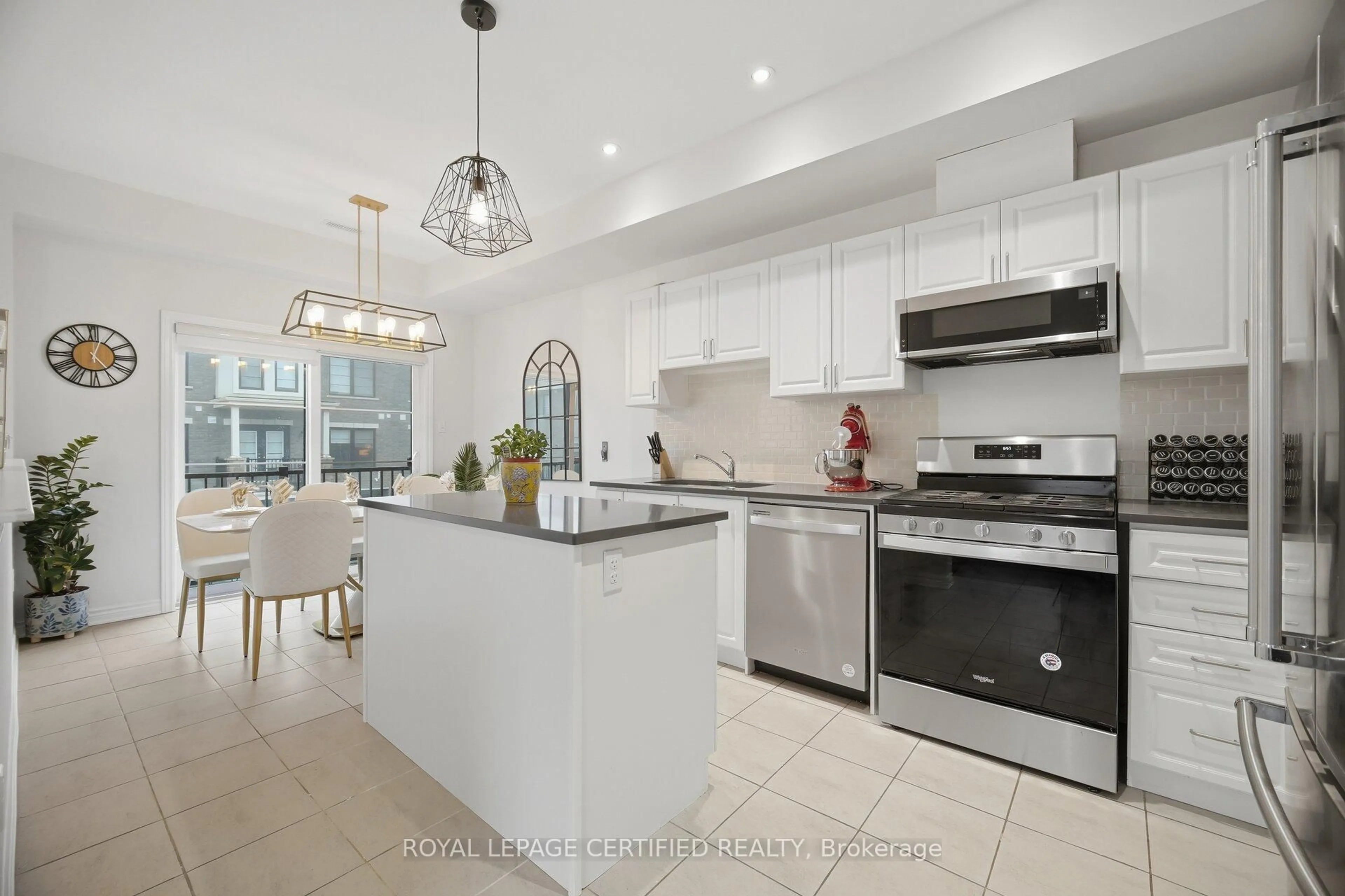 Open concept kitchen, ceramic/tile floor for 383 Dundas St #22, Hamilton Ontario L8B 1X6