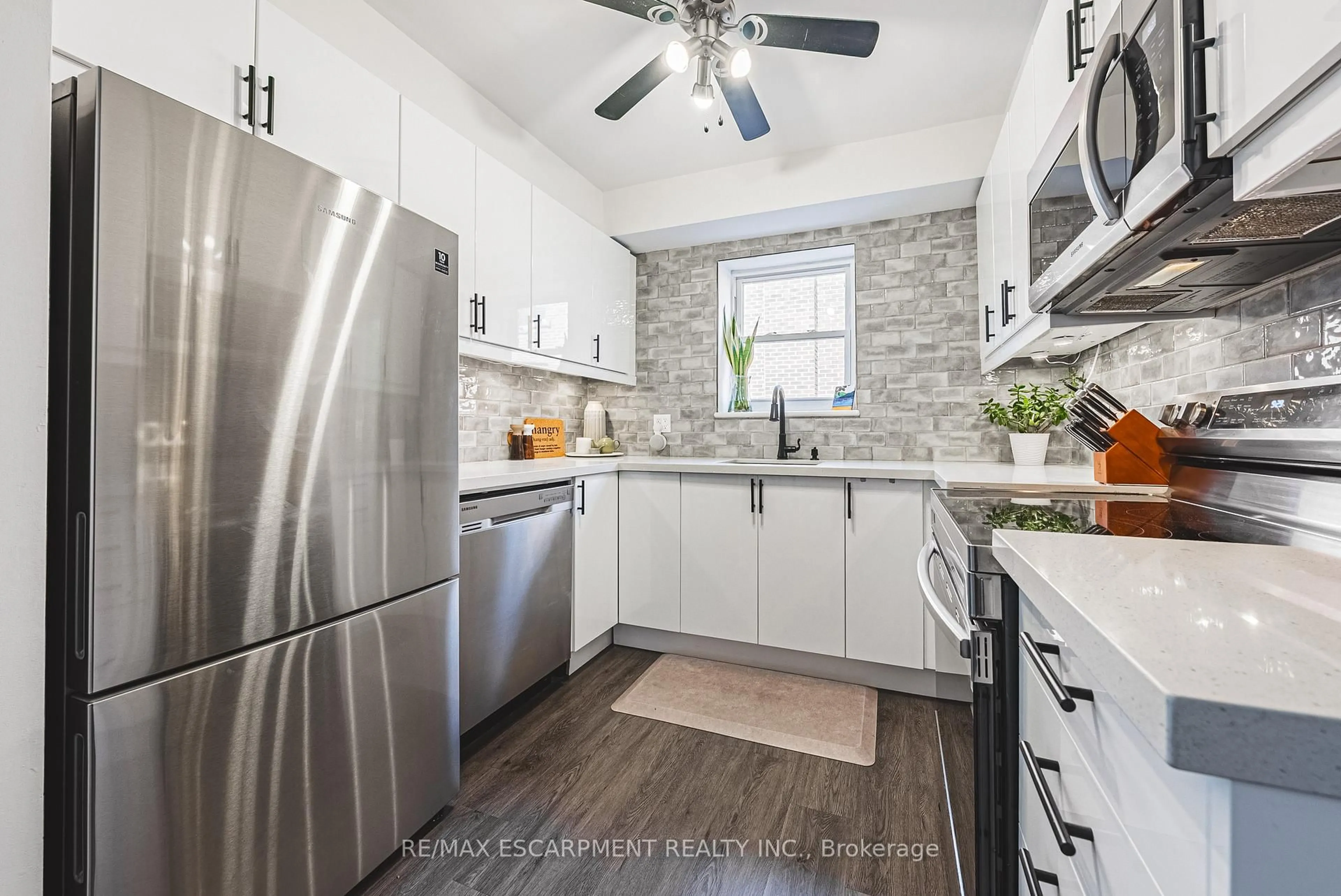 Unknown for 836 Concession St #208, Hamilton Ontario L8V 1E2