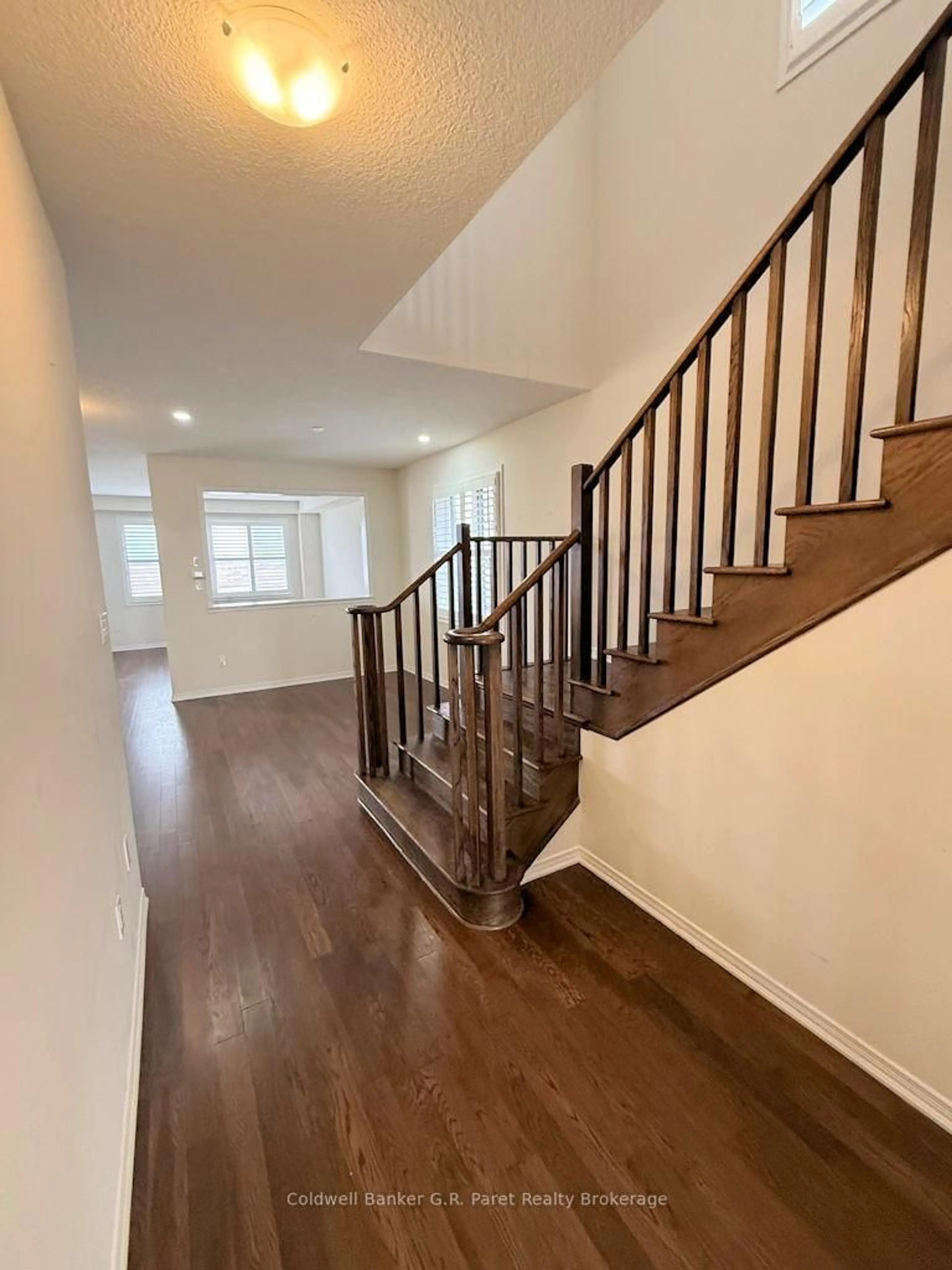 Unknown for 183 Athens St, Haldimand Ontario N0A 1H0