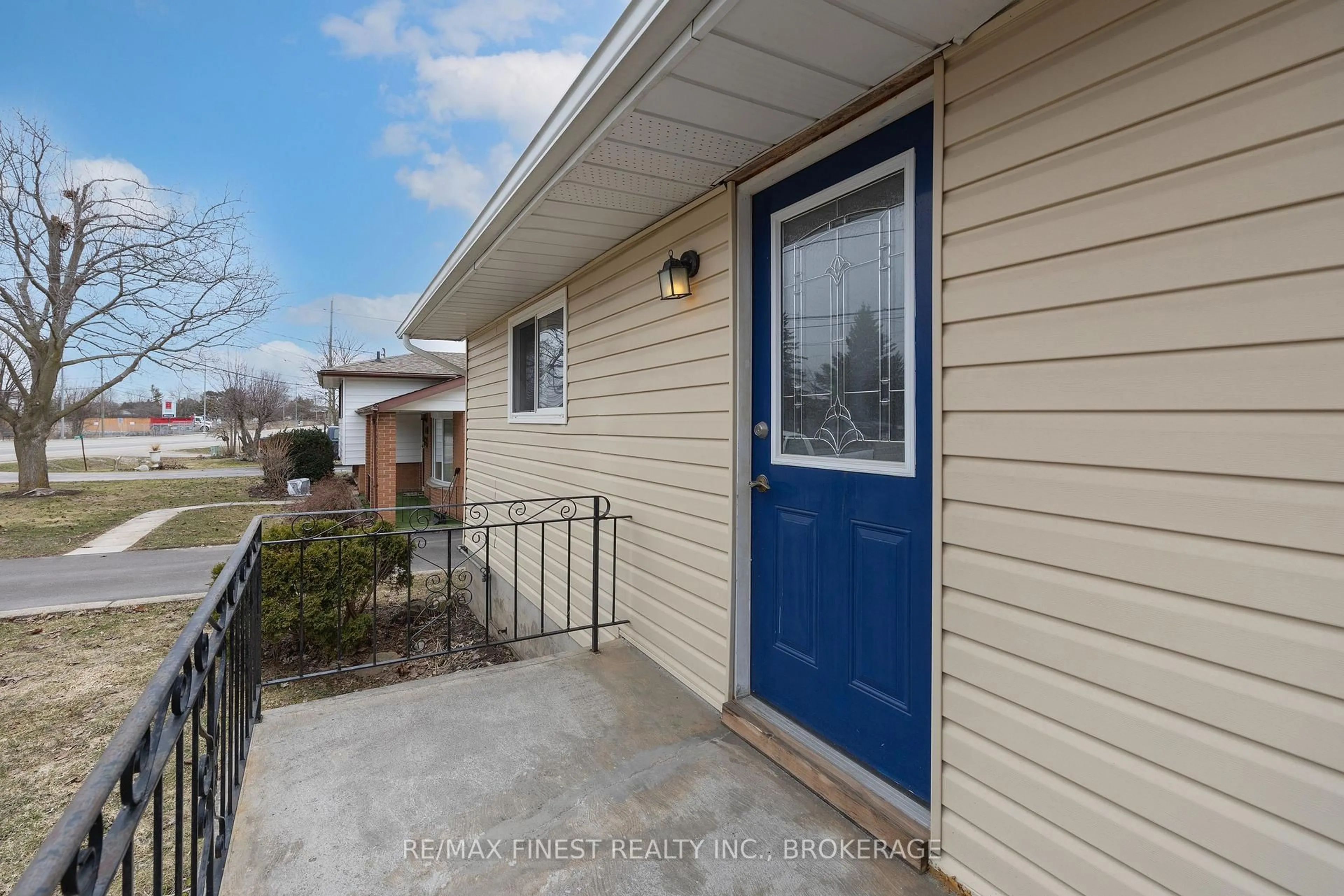 Unknown for 3007 Princess St, Kingston Ontario K7L 4V2