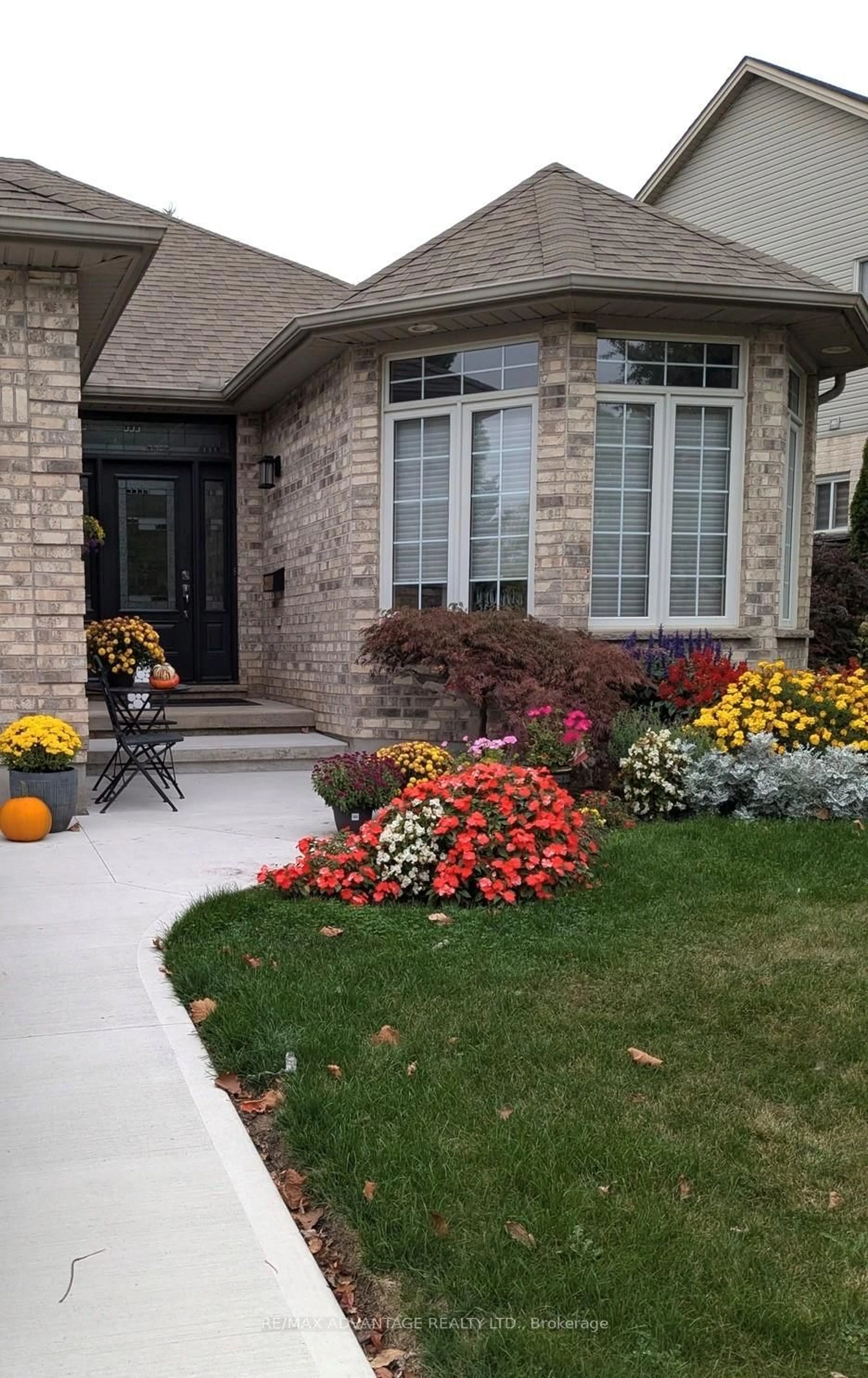 Unknown for 993 Gabor St, London South Ontario N6K 4V5