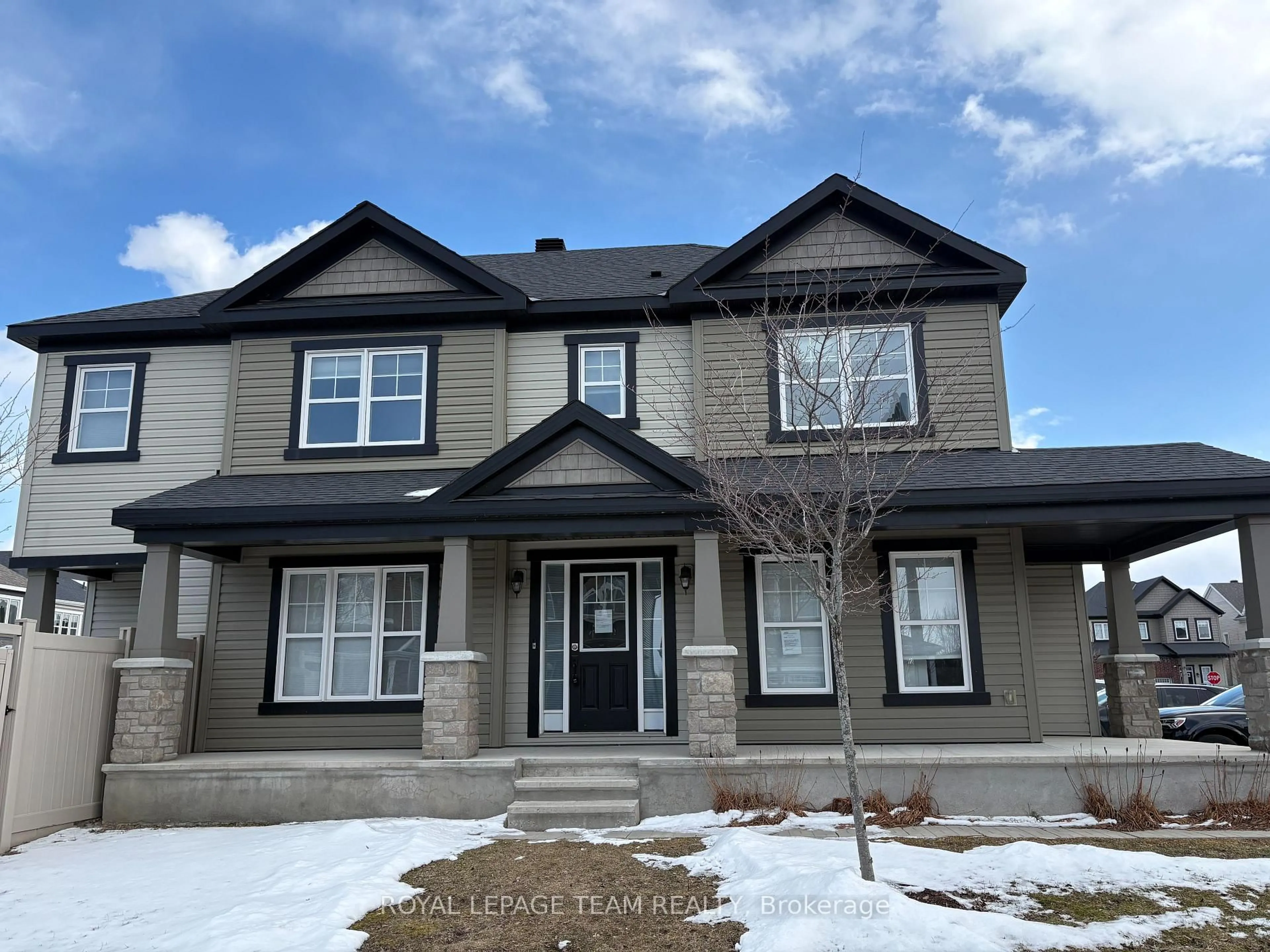 Home with vinyl exterior material, street for 659 Pearl Dace Cres, Ottawa Ontario K2J 6K4