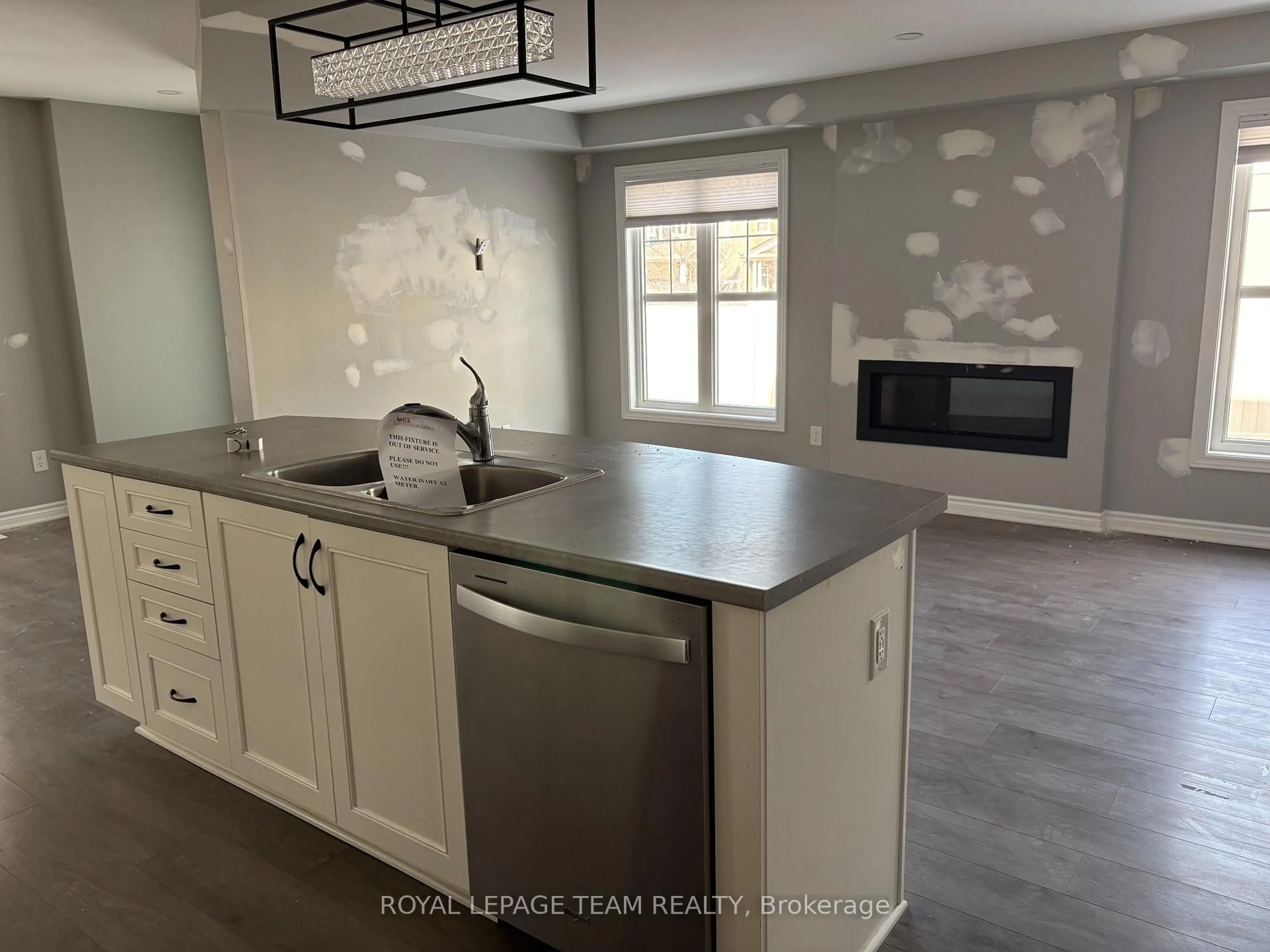 Open concept kitchen, ceramic/tile floor for 659 Pearl Dace Cres, Ottawa Ontario K2J 6K4