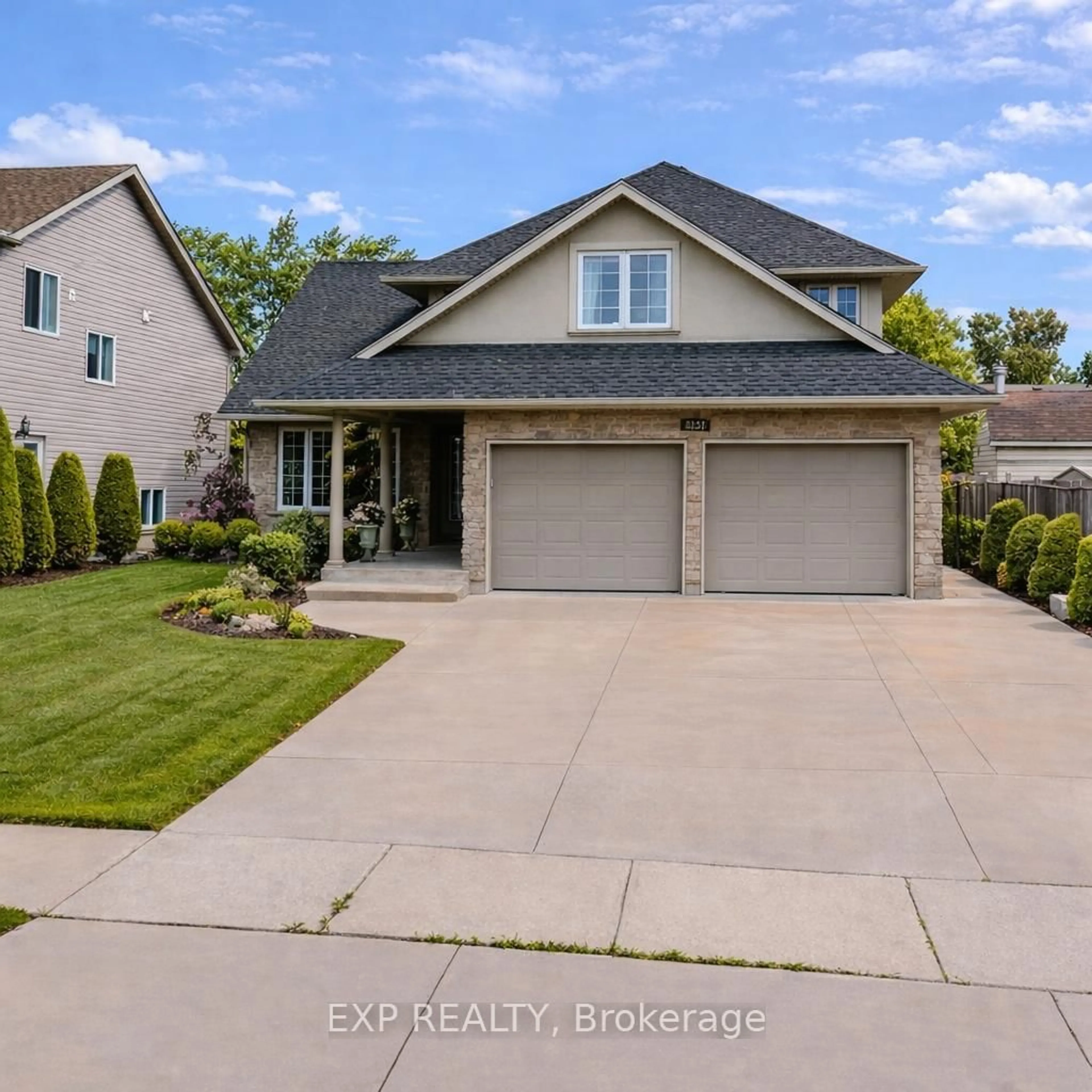 Unknown for 8233 Costabile Dr, Niagara Falls Ontario L2H 3L2