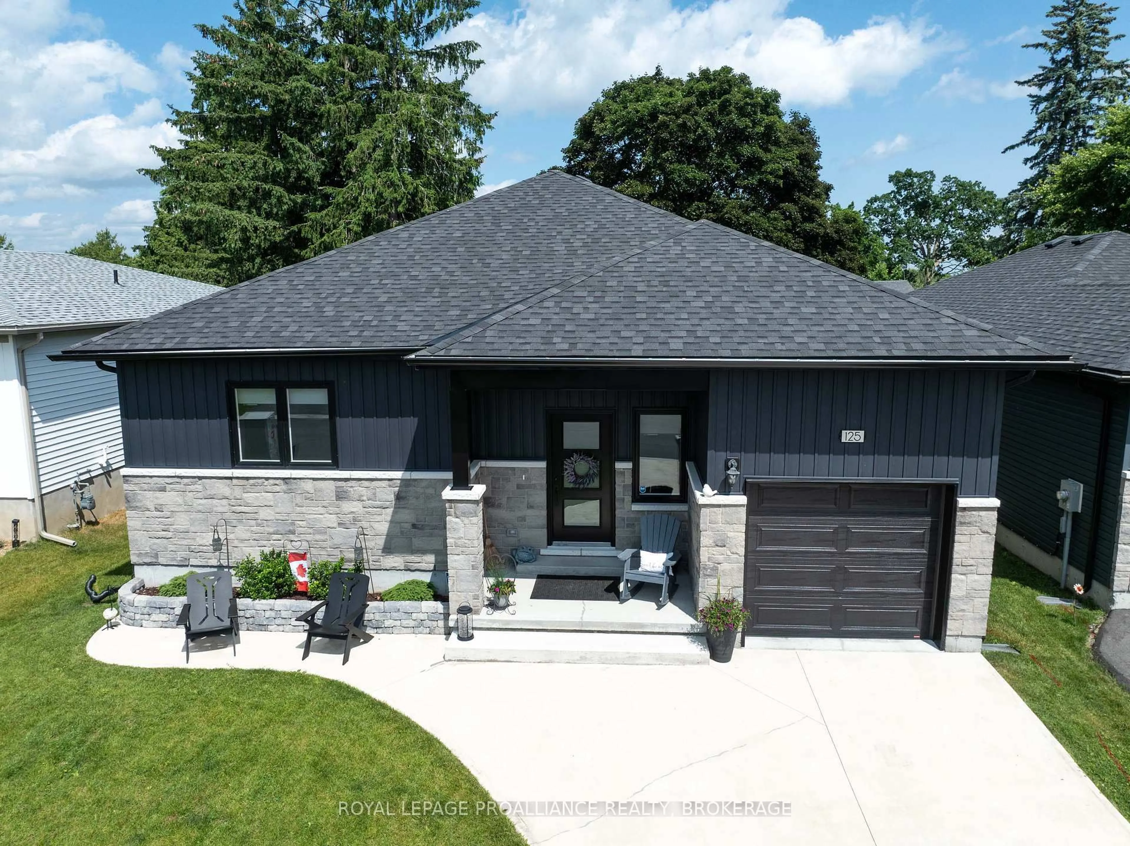 Home with brick exterior material, street for 125 Maplecroft Crt, Gananoque Ontario K7G 0A6
