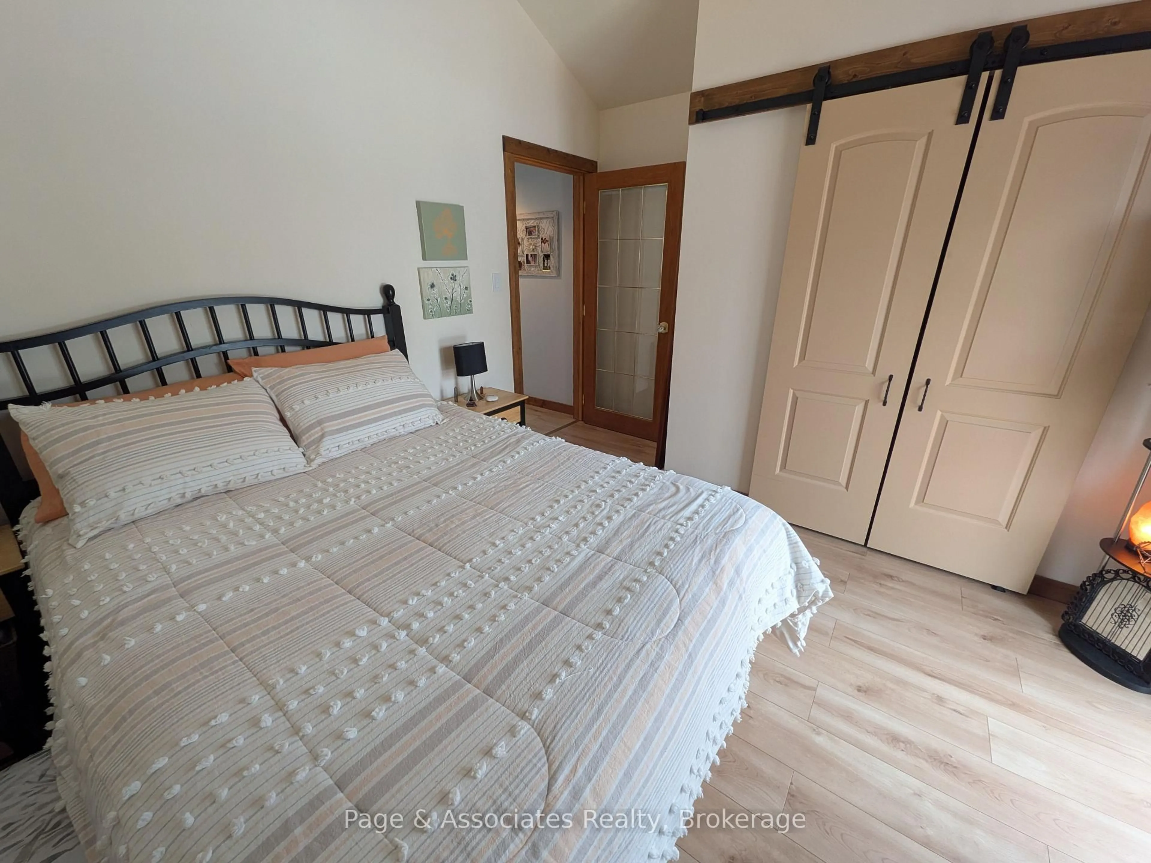 A pic of a room for 25 Dubeau St, West Nipissing Ontario P0H 2M0