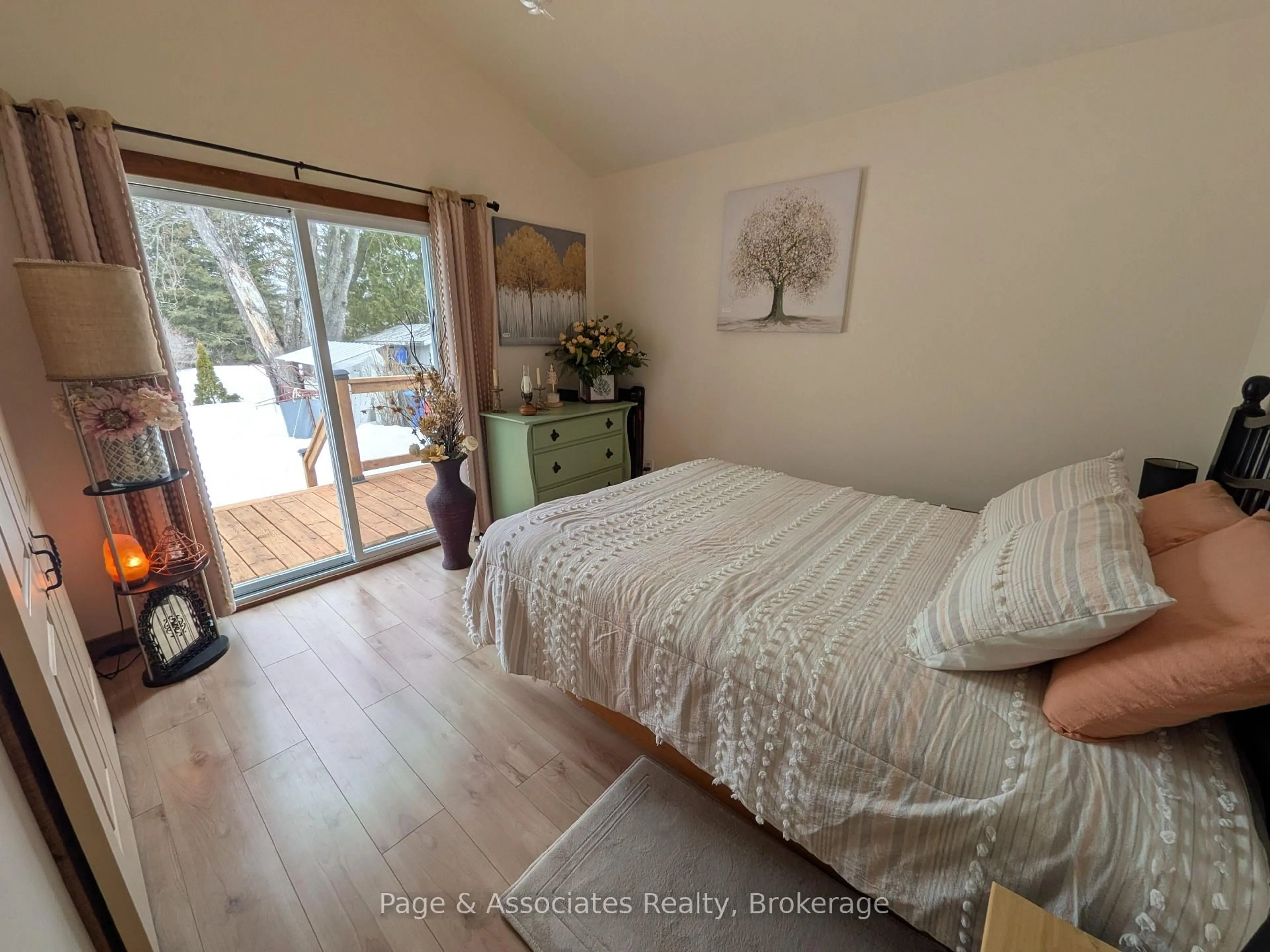 A pic of a room for 25 Dubeau St, West Nipissing Ontario P0H 2M0