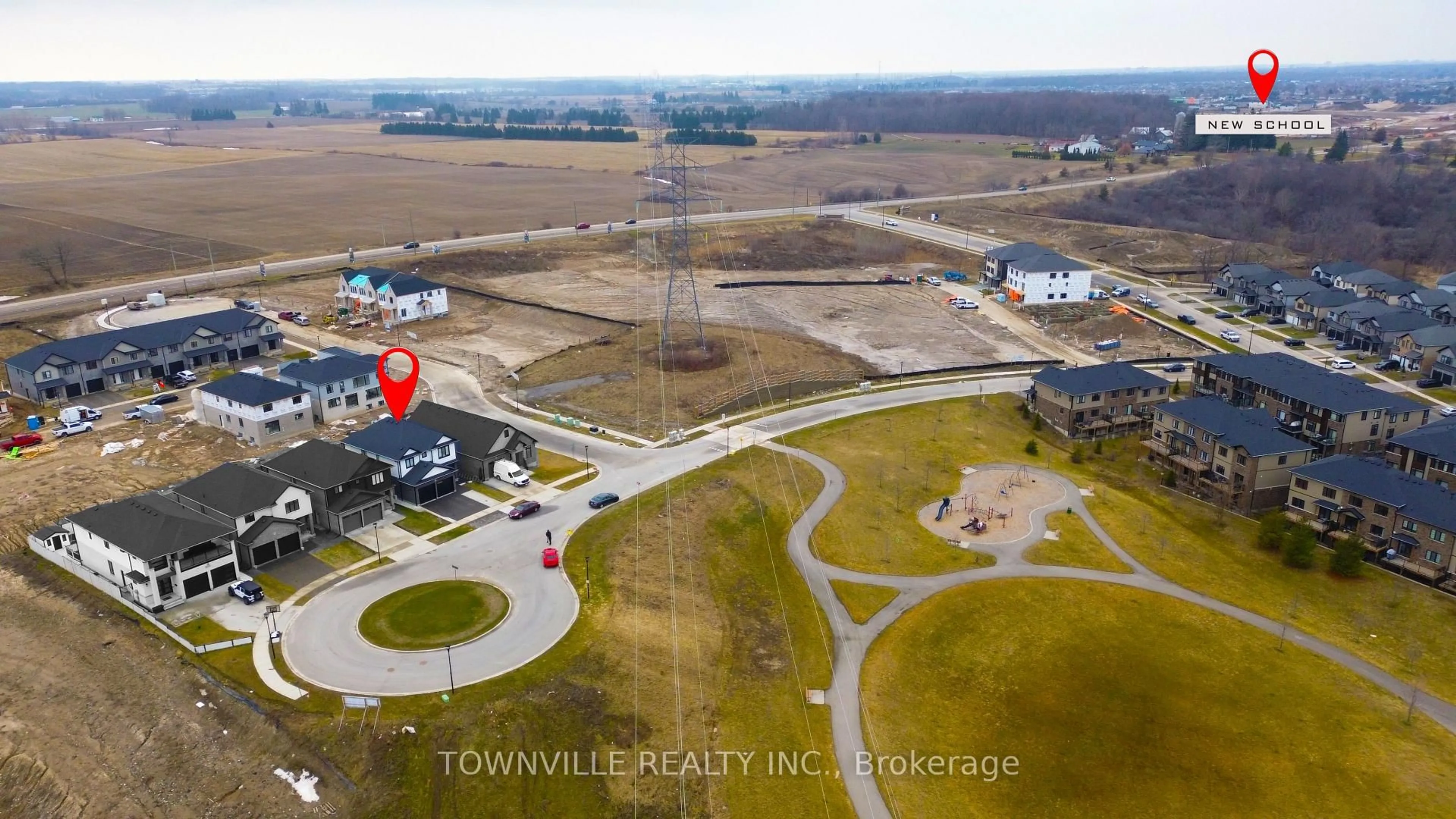 A pic from outside/outdoor area/front of a property/back of a property/a pic from drone, water/lake/river/ocean view for 2677 Kettering Pl, London South Ontario N6M 0J5