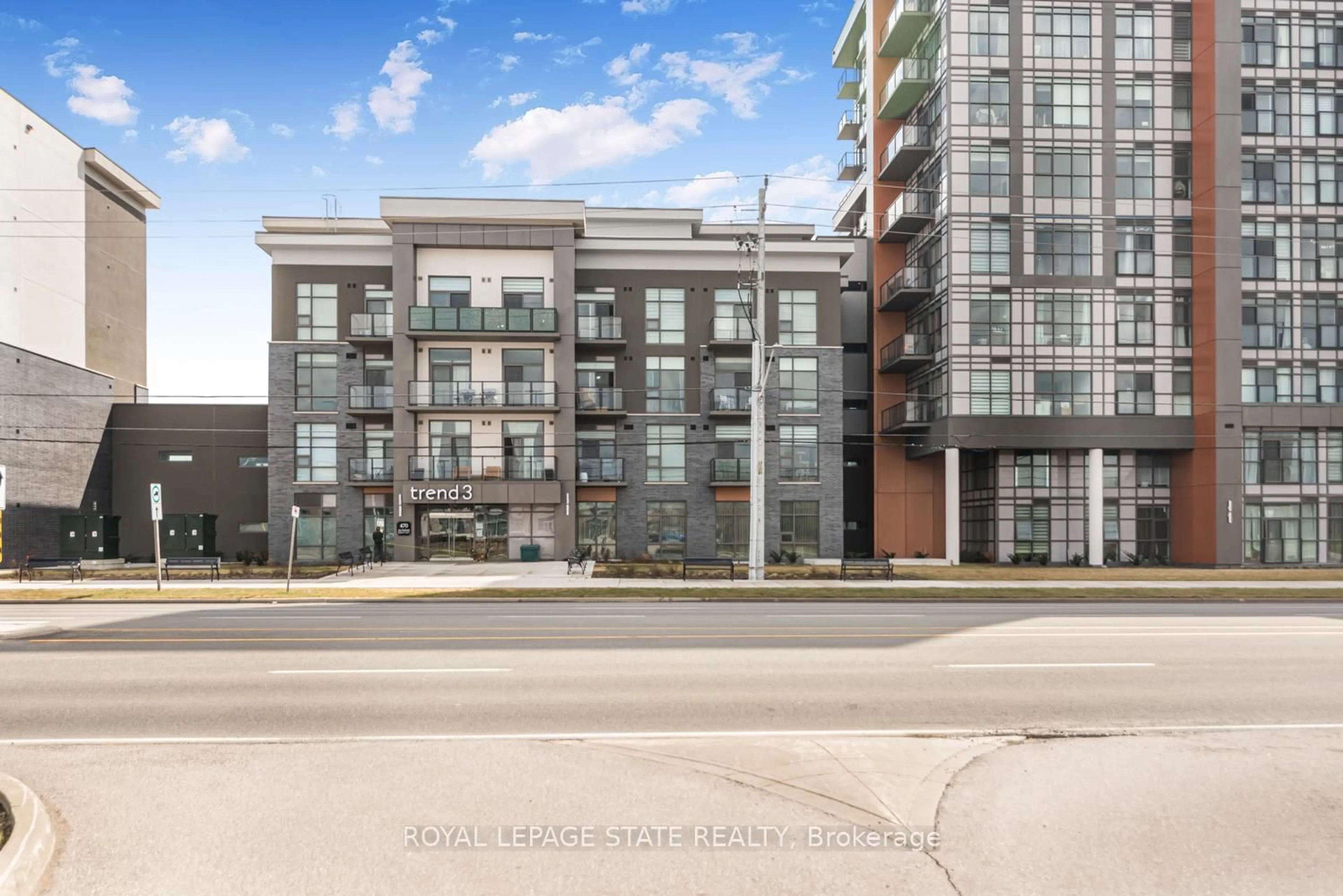 Patio, street for 470 Dundas St #1009, Hamilton Ontario L8B 2A6