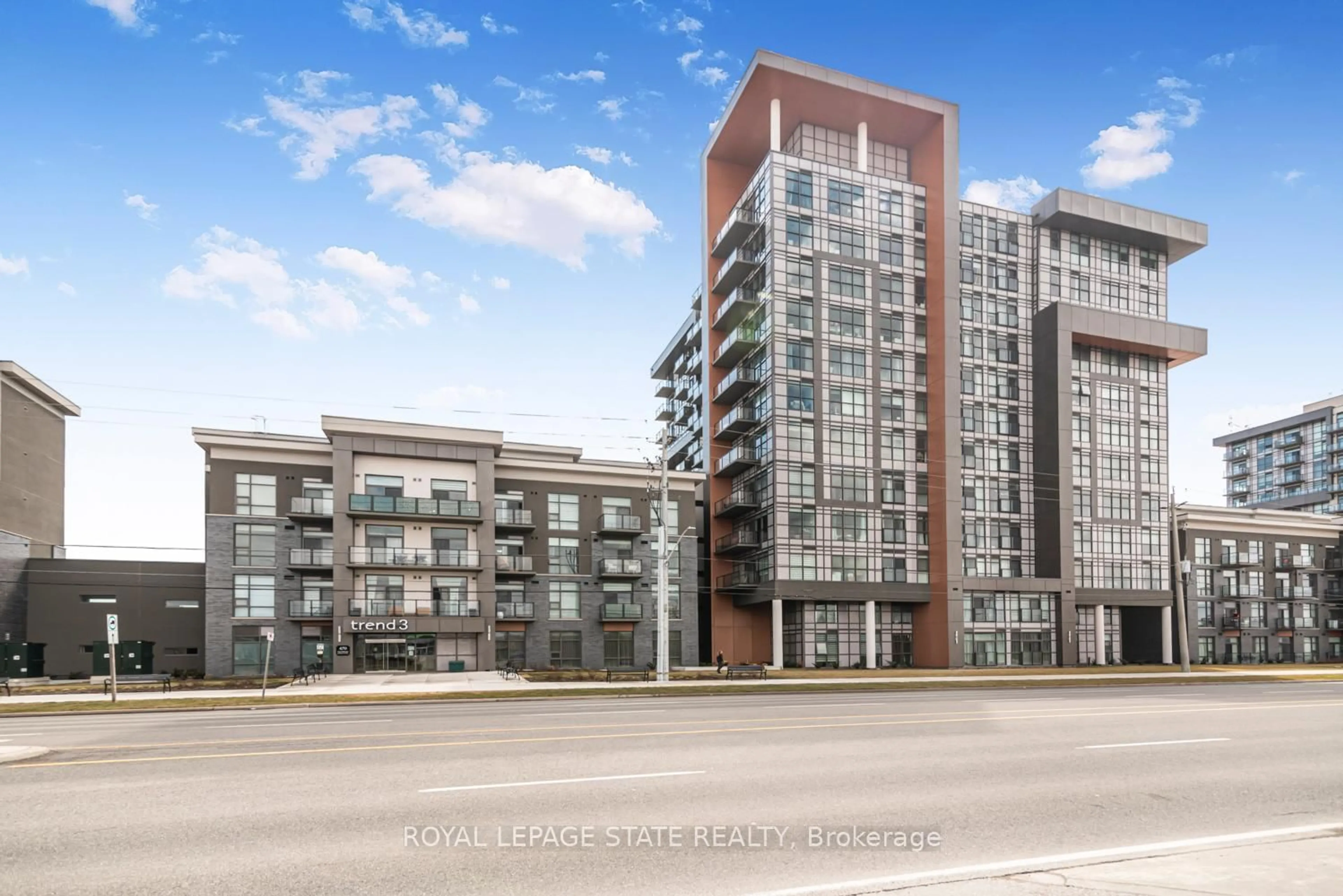 Patio, building for 470 Dundas St #1009, Hamilton Ontario L8B 2A6