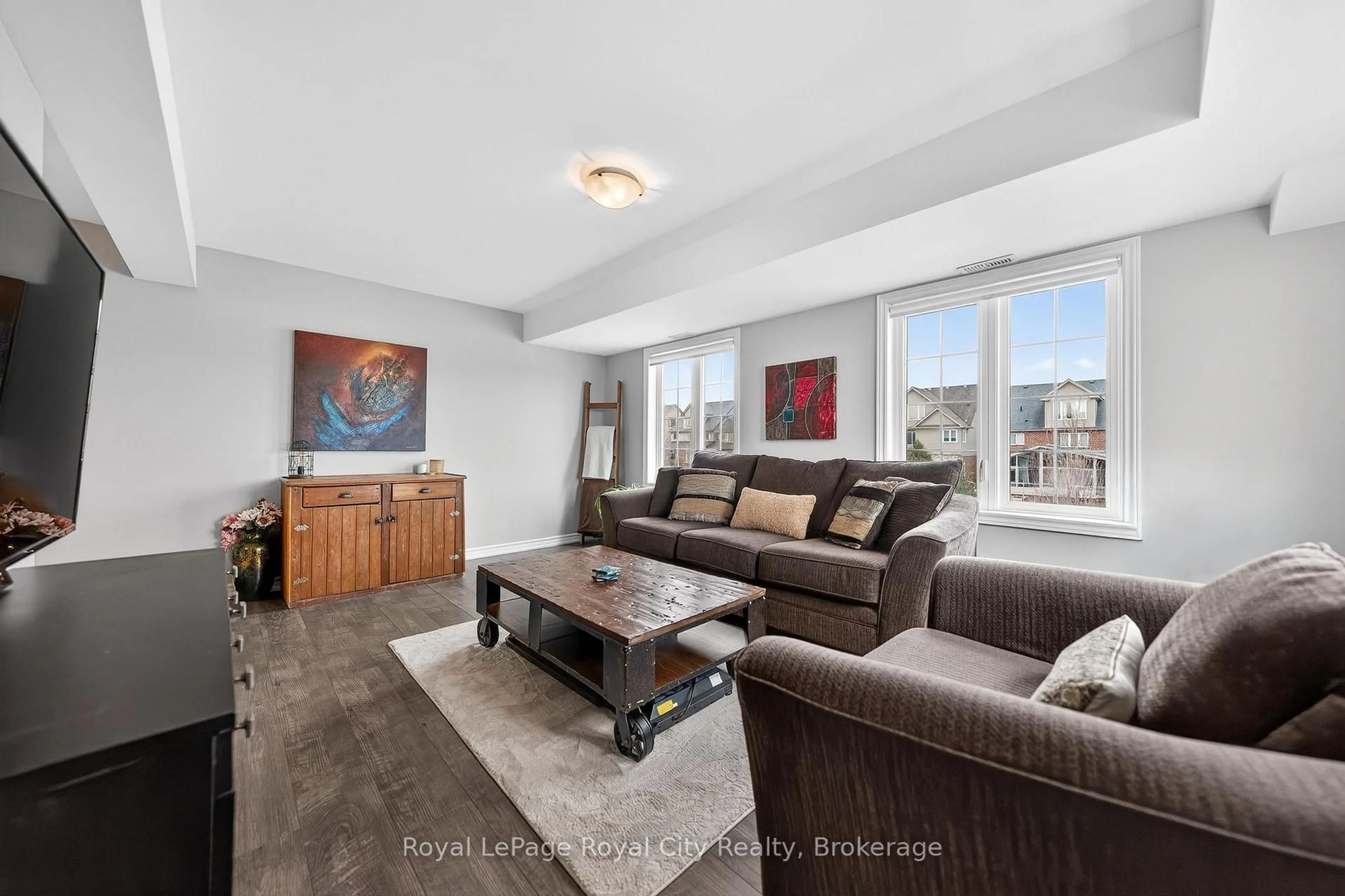 Living room with furniture, unknown for 85 Mullin Dr #1B, Guelph Ontario N1E 0R4