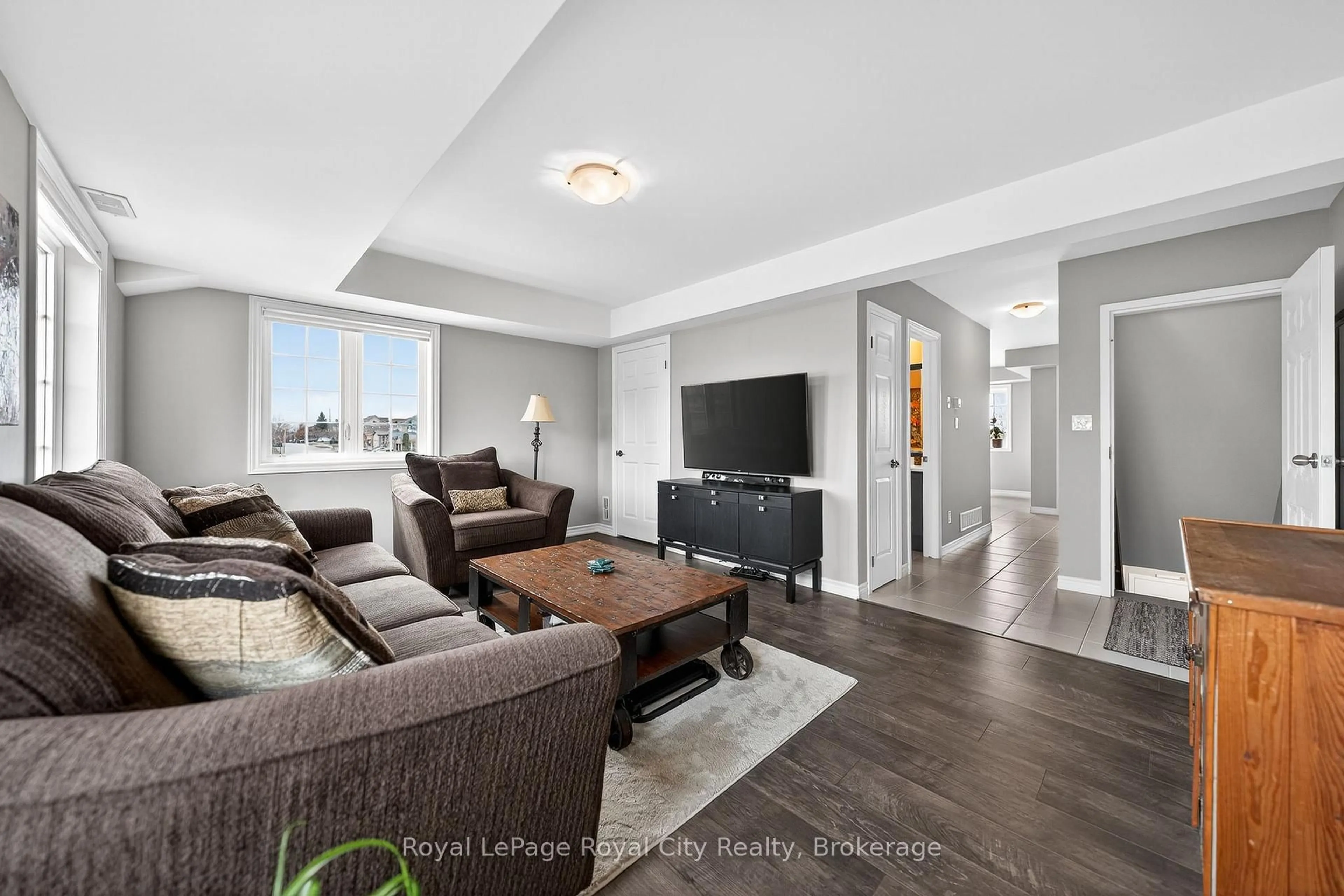 Living room with furniture, unknown for 85 Mullin Dr #1B, Guelph Ontario N1E 0R4