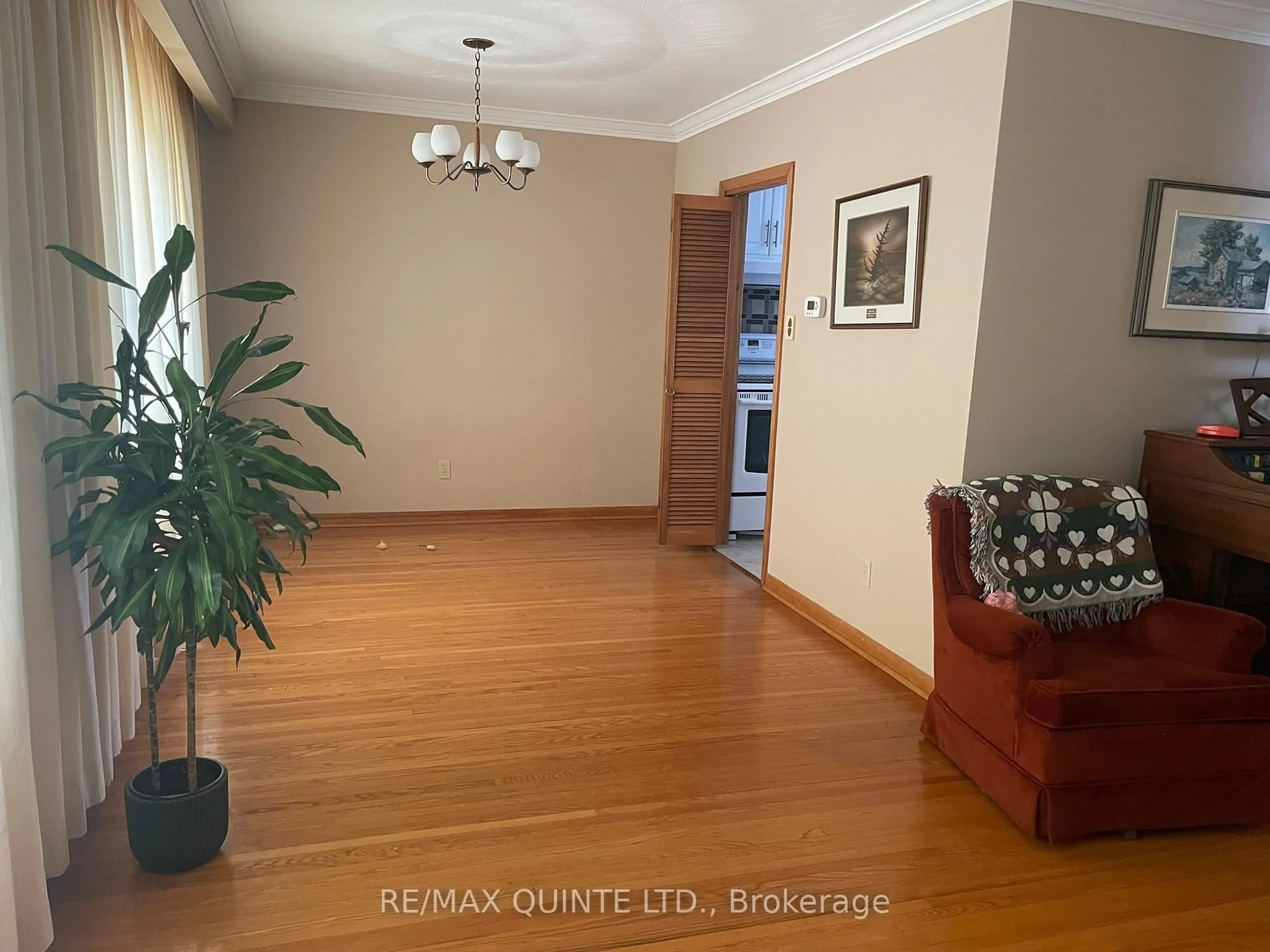 Unknown for 16 Belvedere Rd, Quinte West Ontario K8V 4A7