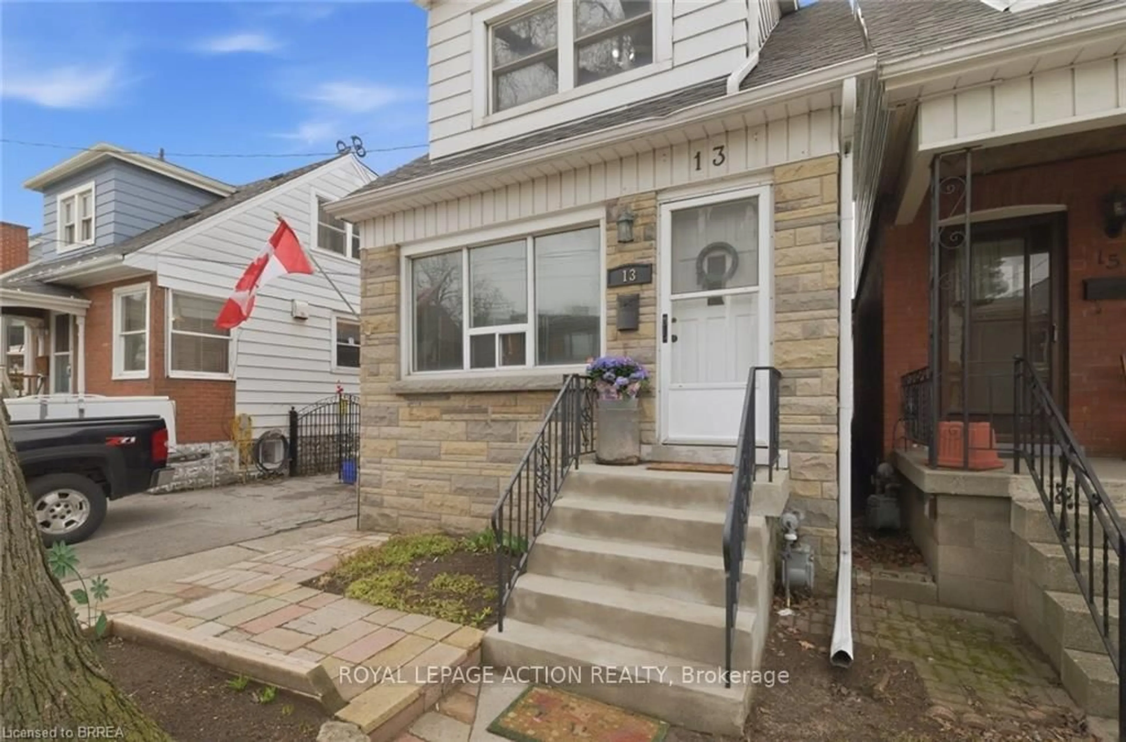 Unknown for 13 Devonport St, Hamilton Ontario L8R 3C5