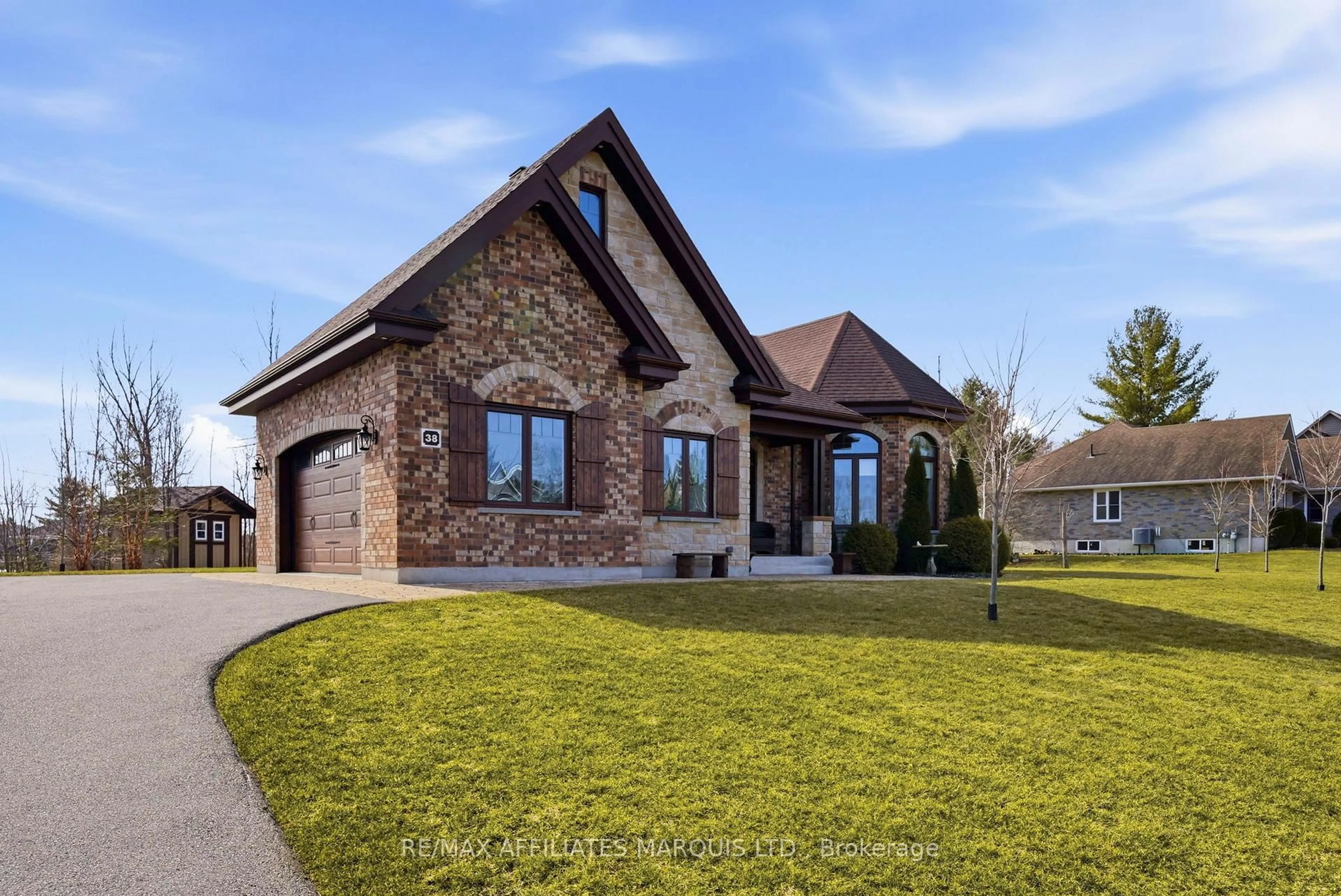 Home with brick exterior material, unknown for 38 Forest Hill Rd, South Stormont Ontario K0C 1P0