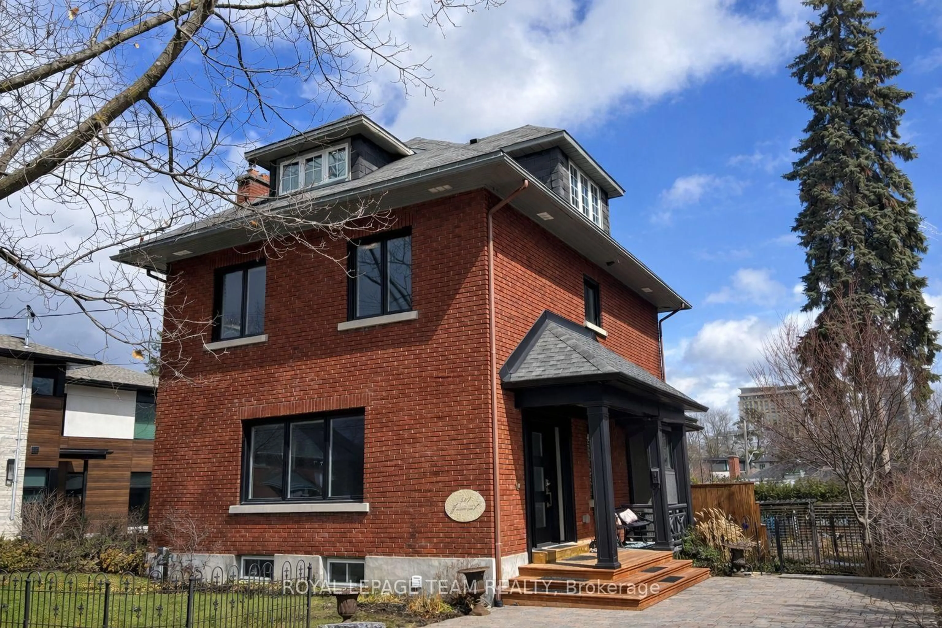 Home with brick exterior material, building for 307 Fairmont Ave, Ottawa Ontario K1Y 1Y5