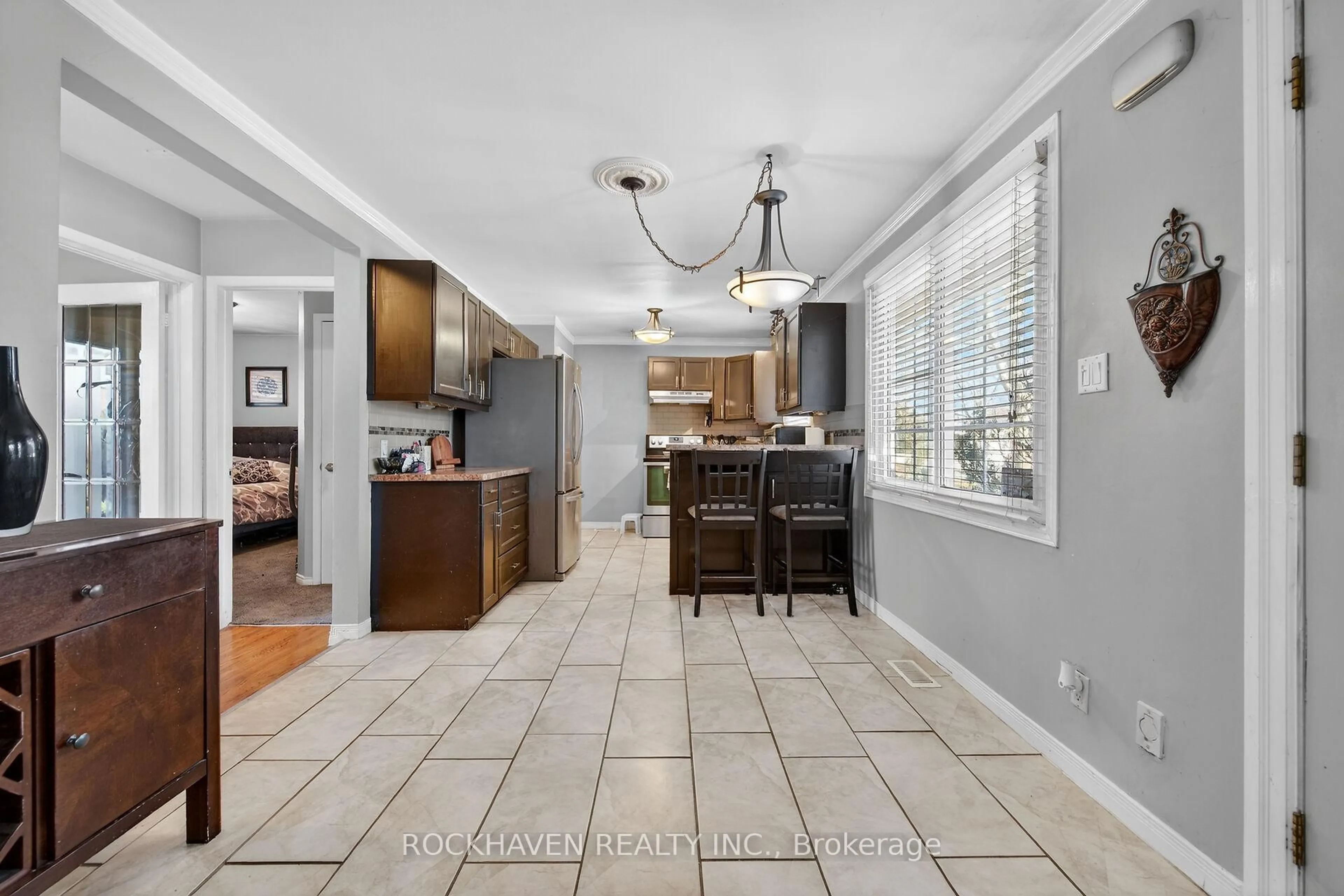 Open concept kitchen, ceramic/tile floor for 4569 Mitchell Ave, Niagara Falls Ontario L2E 6R6