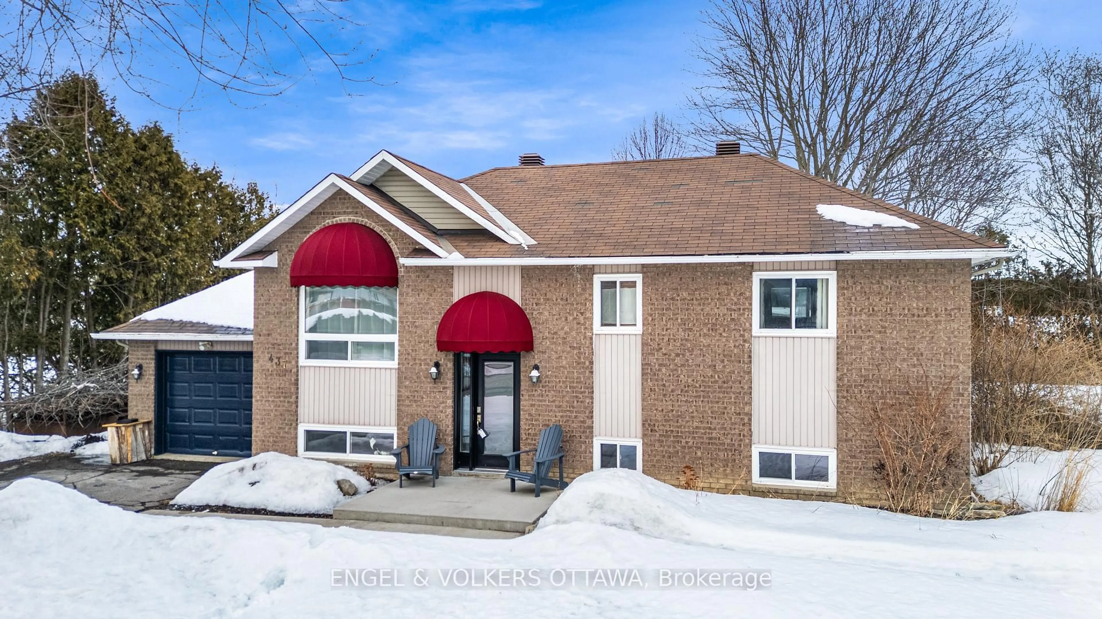 Home with brick exterior material, street for 2437 Henri Menard Crt, Clarence-Rockland Ontario K0A 2A0