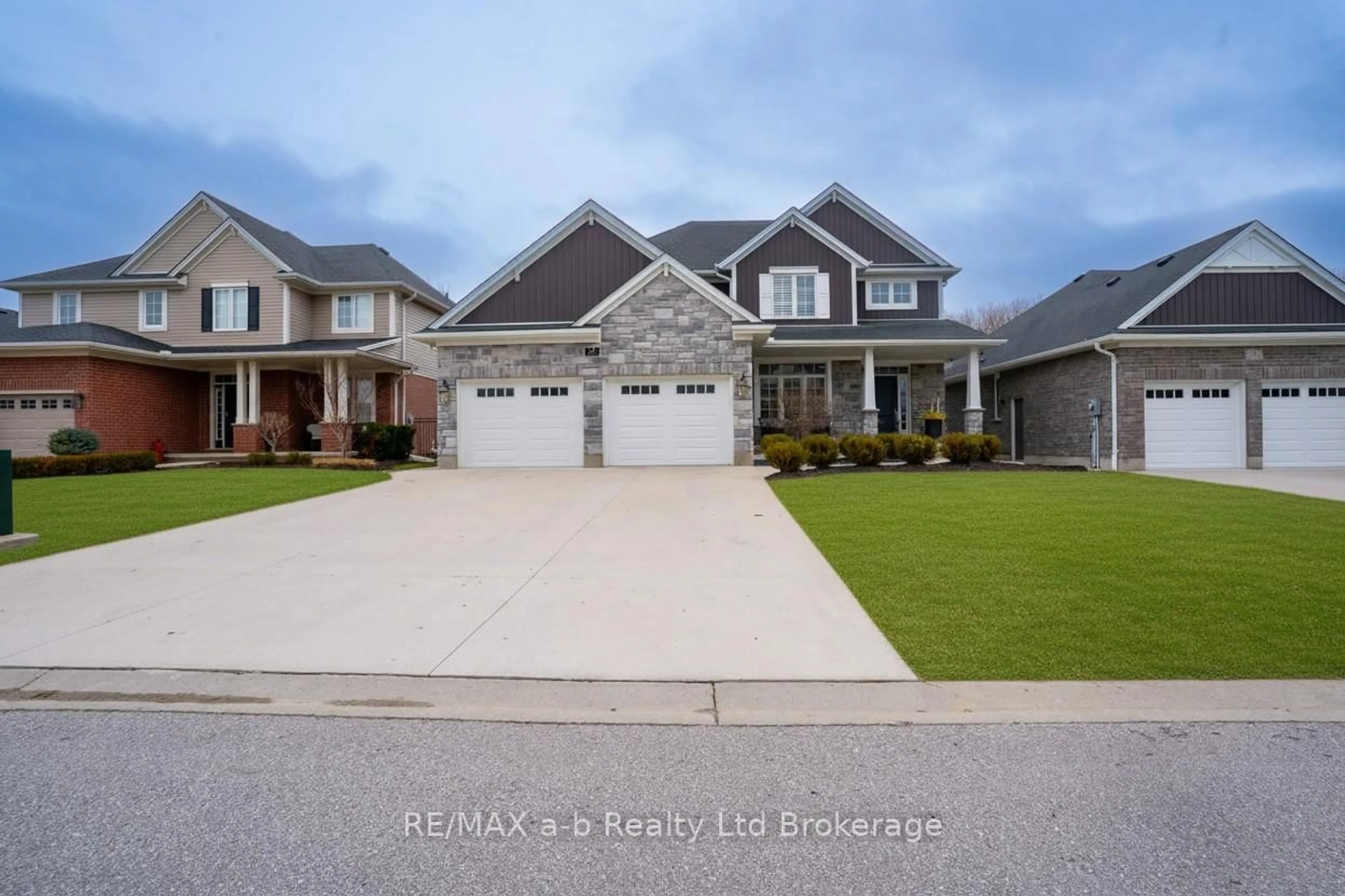 Home with vinyl exterior material, street for 30 Brookside Lane, Tillsonburg Ontario N4G 0A1