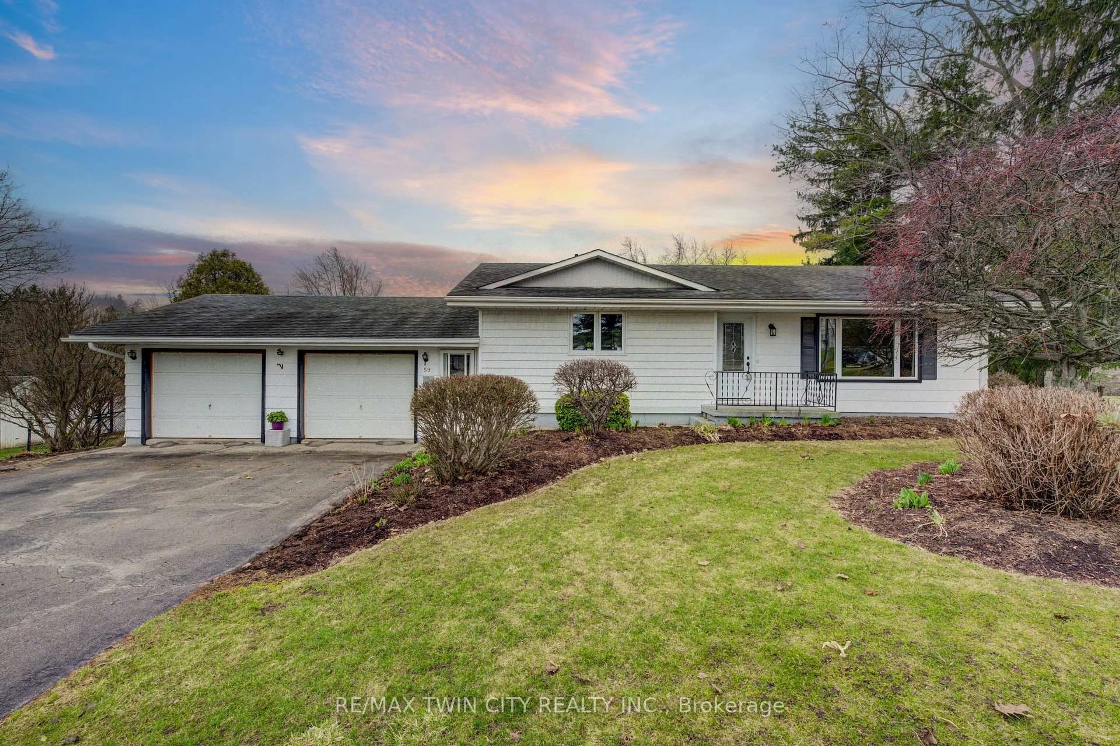 A pic from outside/outdoor area/front of a property/back of a property/a pic from drone, mountain view for 59 Washington St, Blandford-Blenheim Ontario N0J 1B0