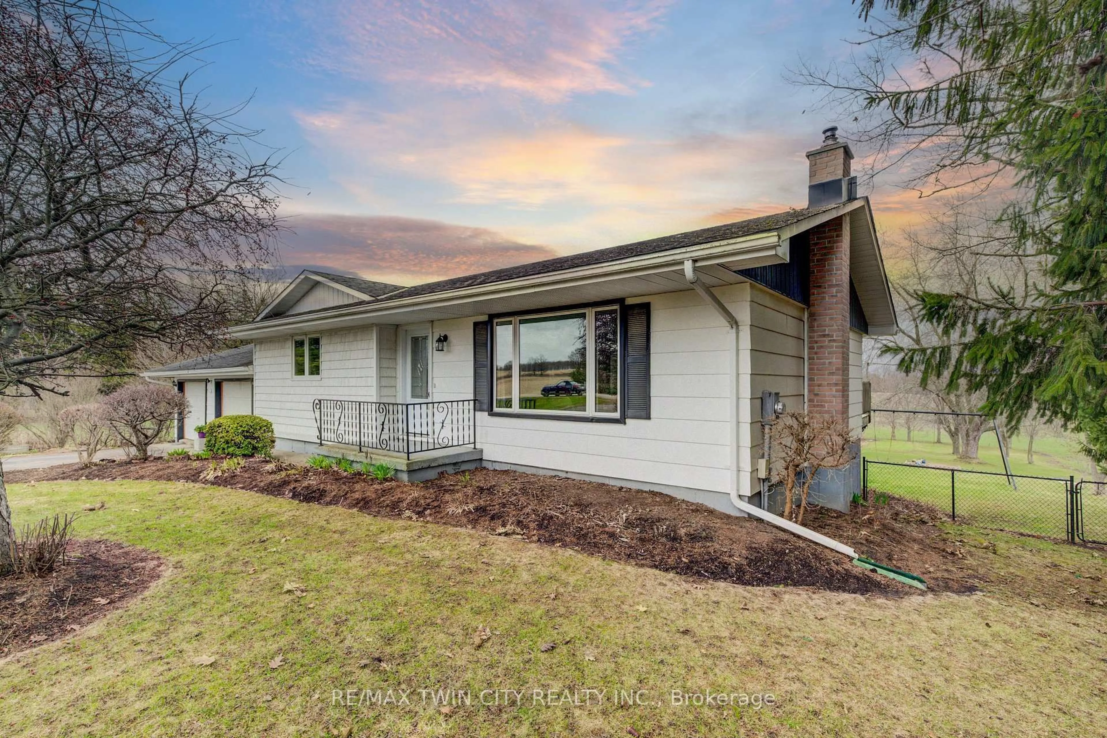 Home with vinyl exterior material, street for 59 Washington St, Blandford-Blenheim Ontario N0J 1B0