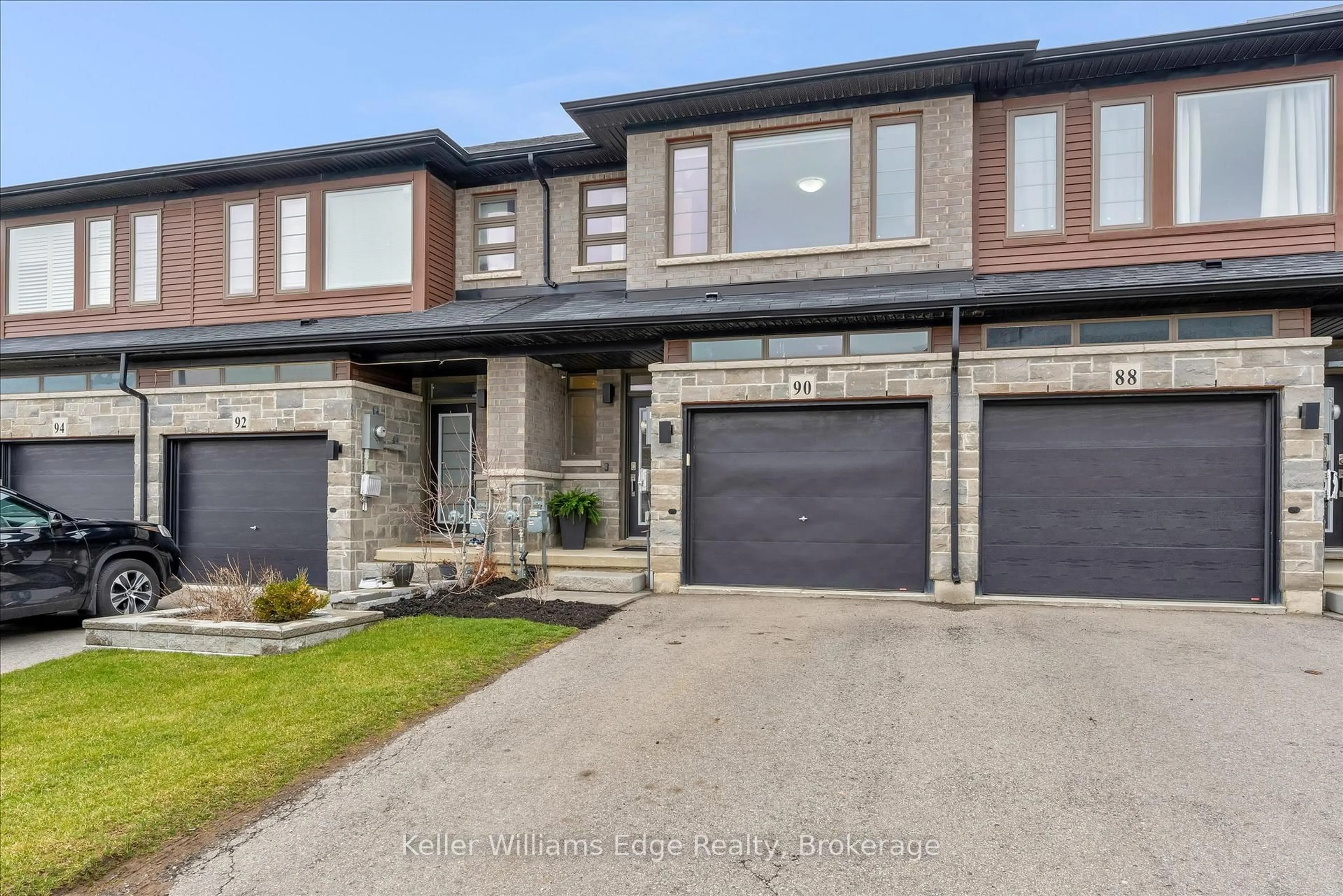 Home with brick exterior material, street for 90 Soho St, Hamilton Ontario L8J 0L4