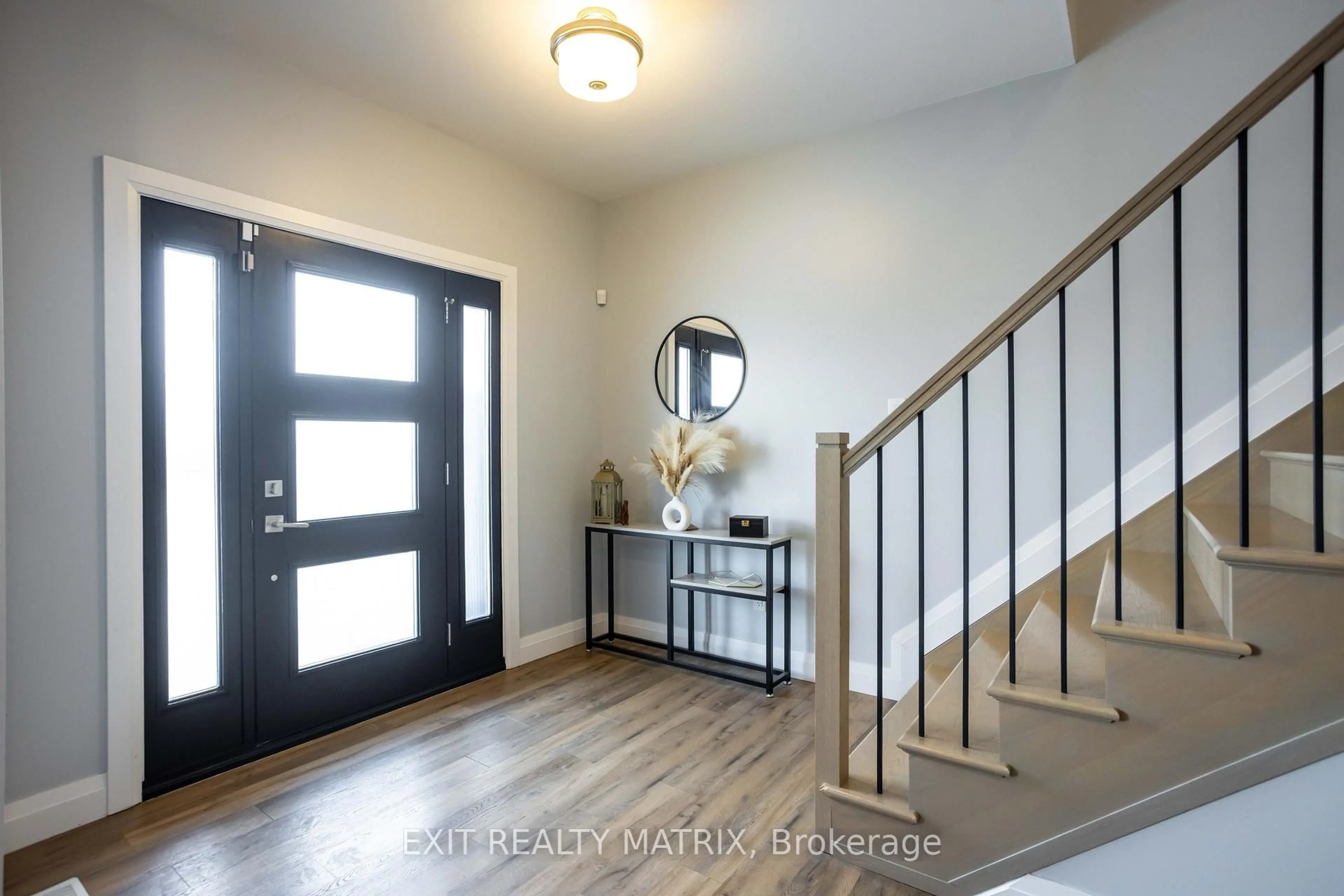 Indoor entryway for 378 Dore St, Casselman Ontario K0A 1M0