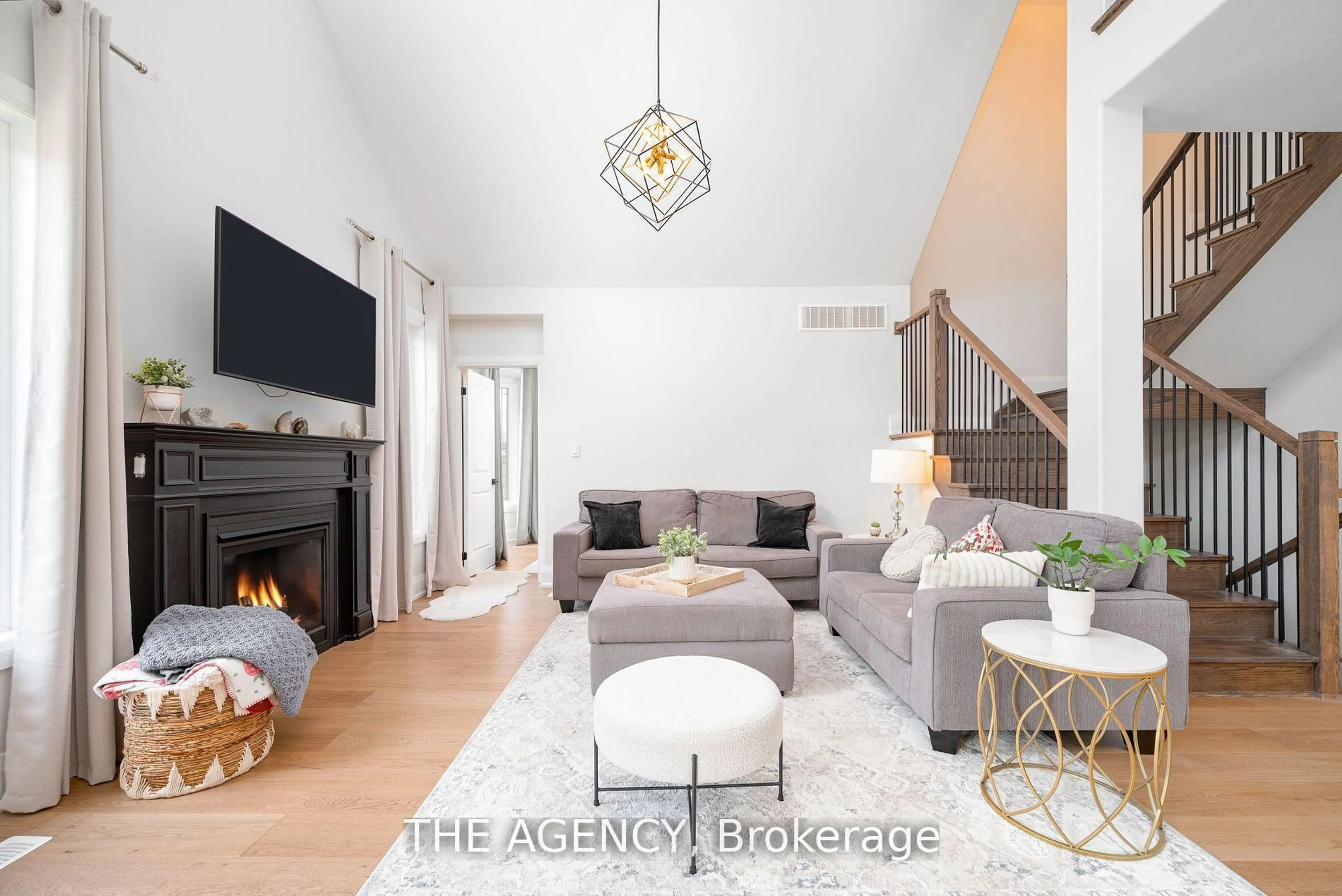 Living room with furniture, unknown for 425 Melling Ave, Peterborough Ontario K9H 0J2