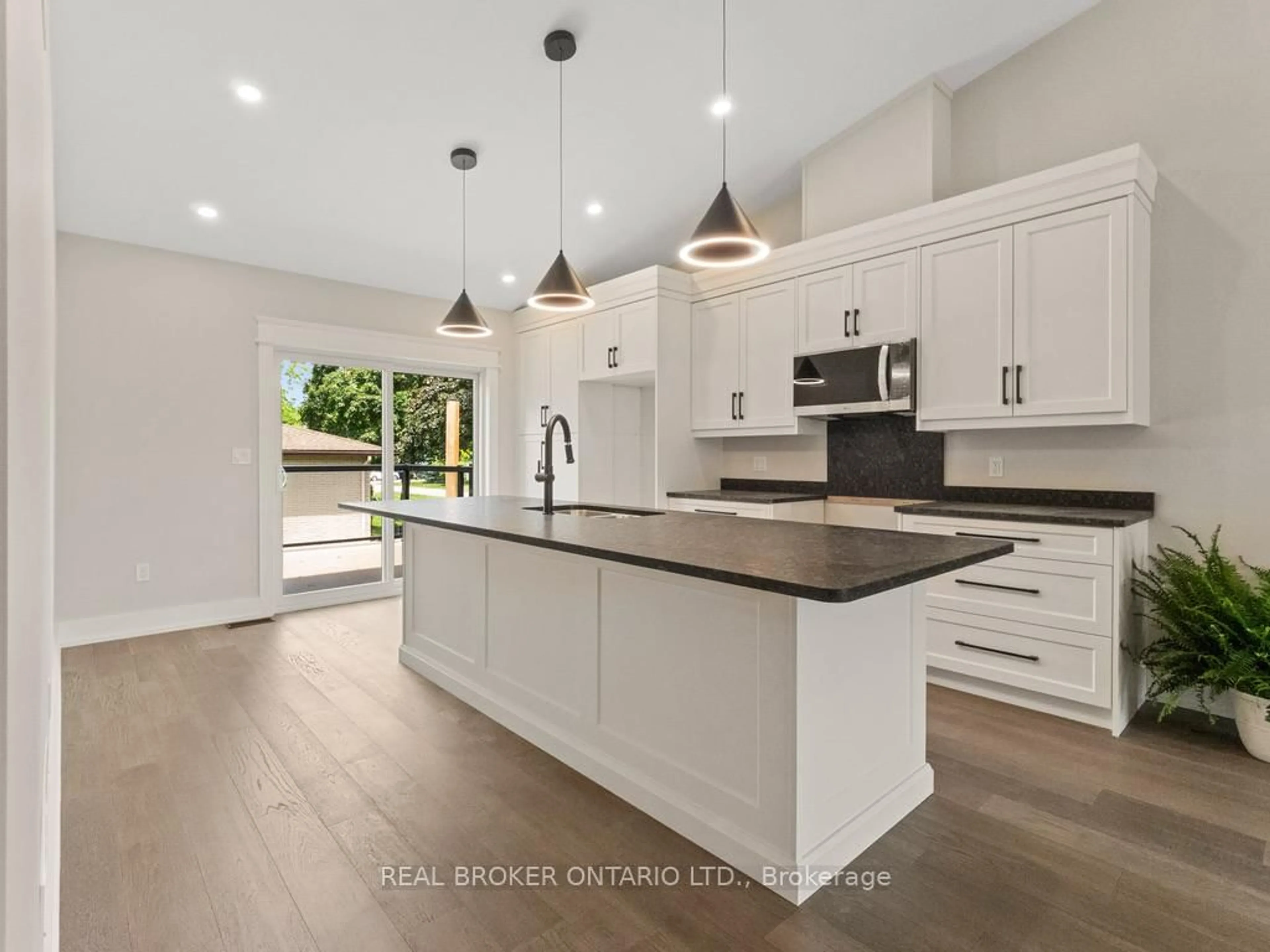 Open concept kitchen, unknown for 44 Topham Blvd, Welland Ontario L3C 3G2