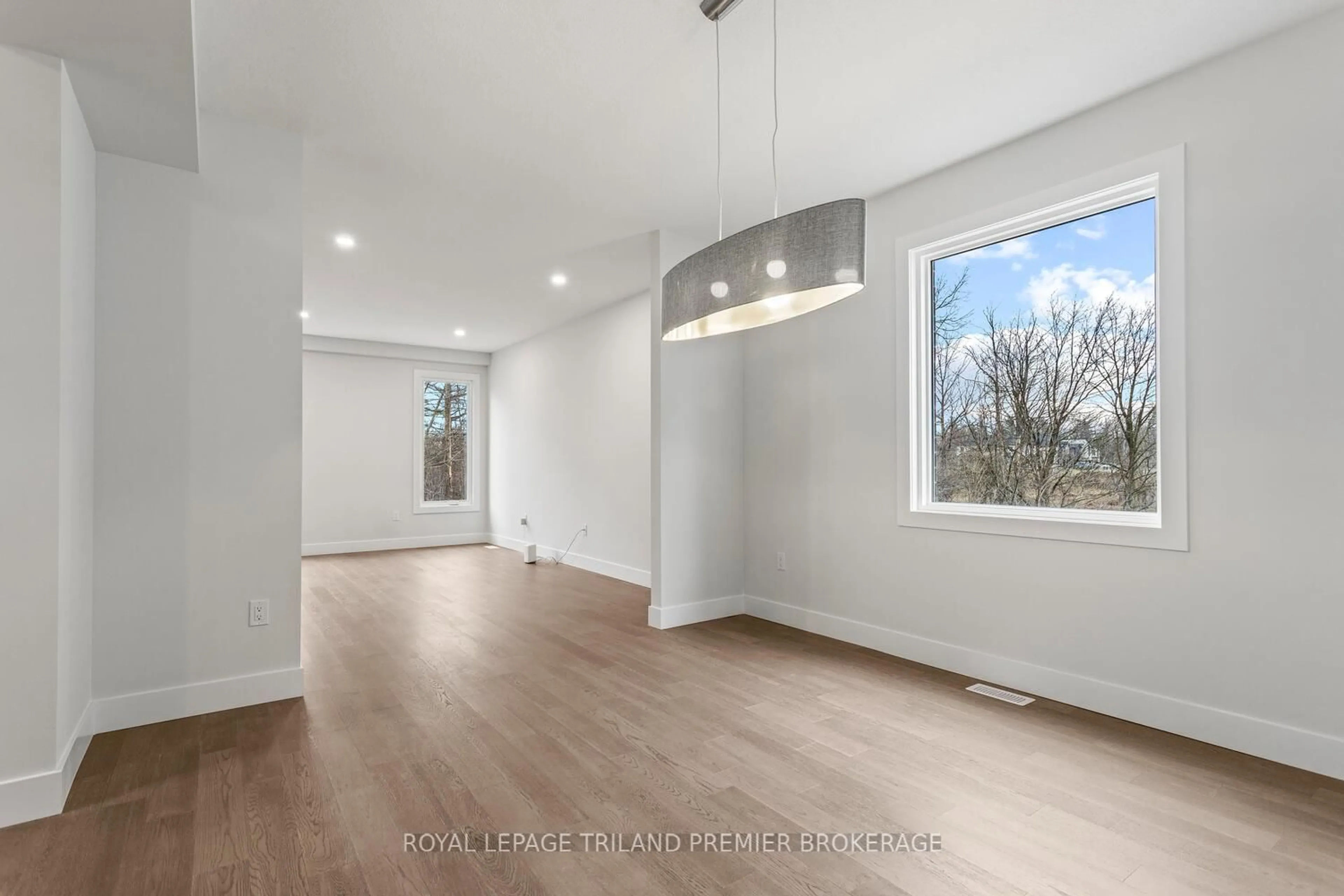 A pic of a room for 2698 BOBOLINK Lane, London South Ontario N6M 0J9