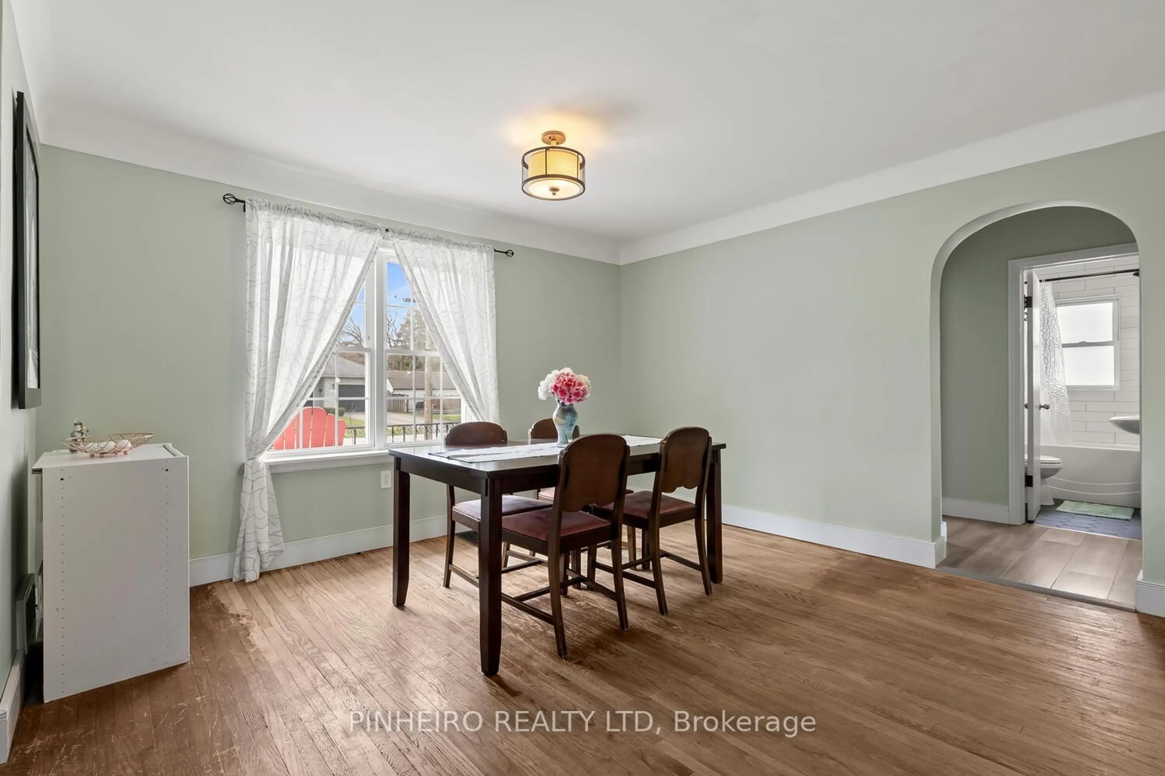 Dining room, wood/laminate floor for 275 Ridout St, West Elgin Ontario N0L 2C0