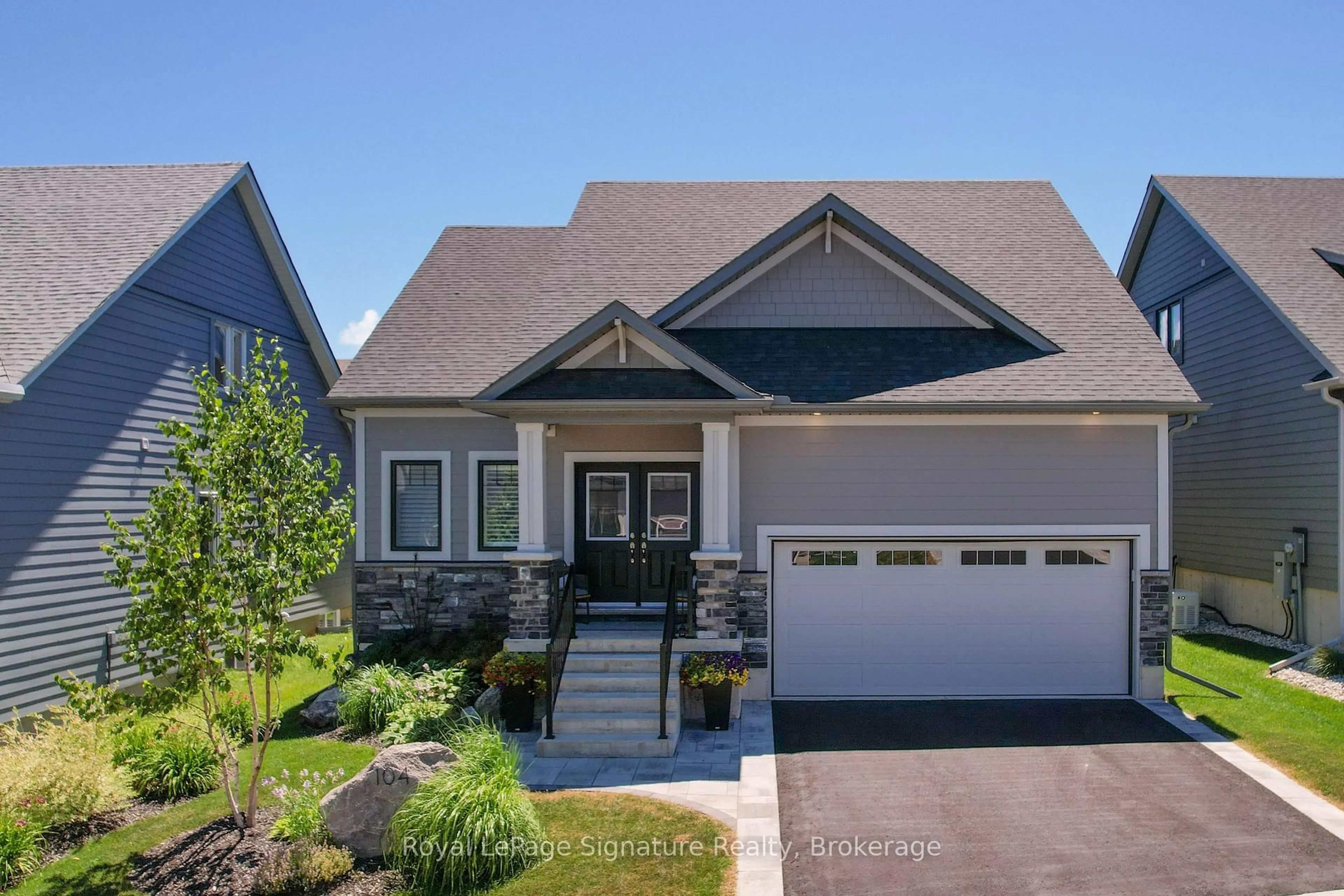 Home with vinyl exterior material, street for 104 CLIPPERS Lane, Blue Mountains Ontario N0H 2P0