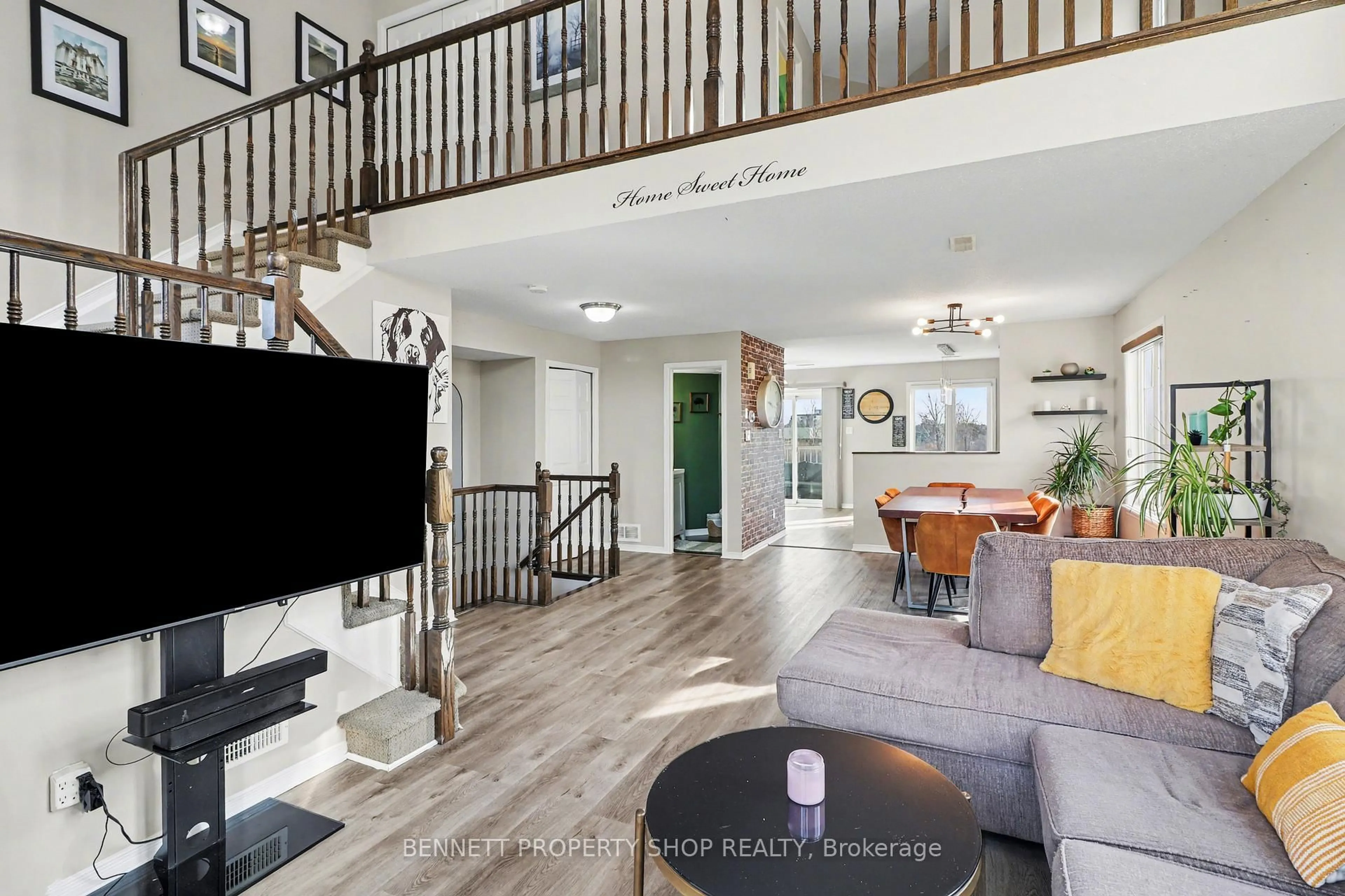 Unknown for 579 Reardon Private #4, Ottawa Ontario K1V 2K9