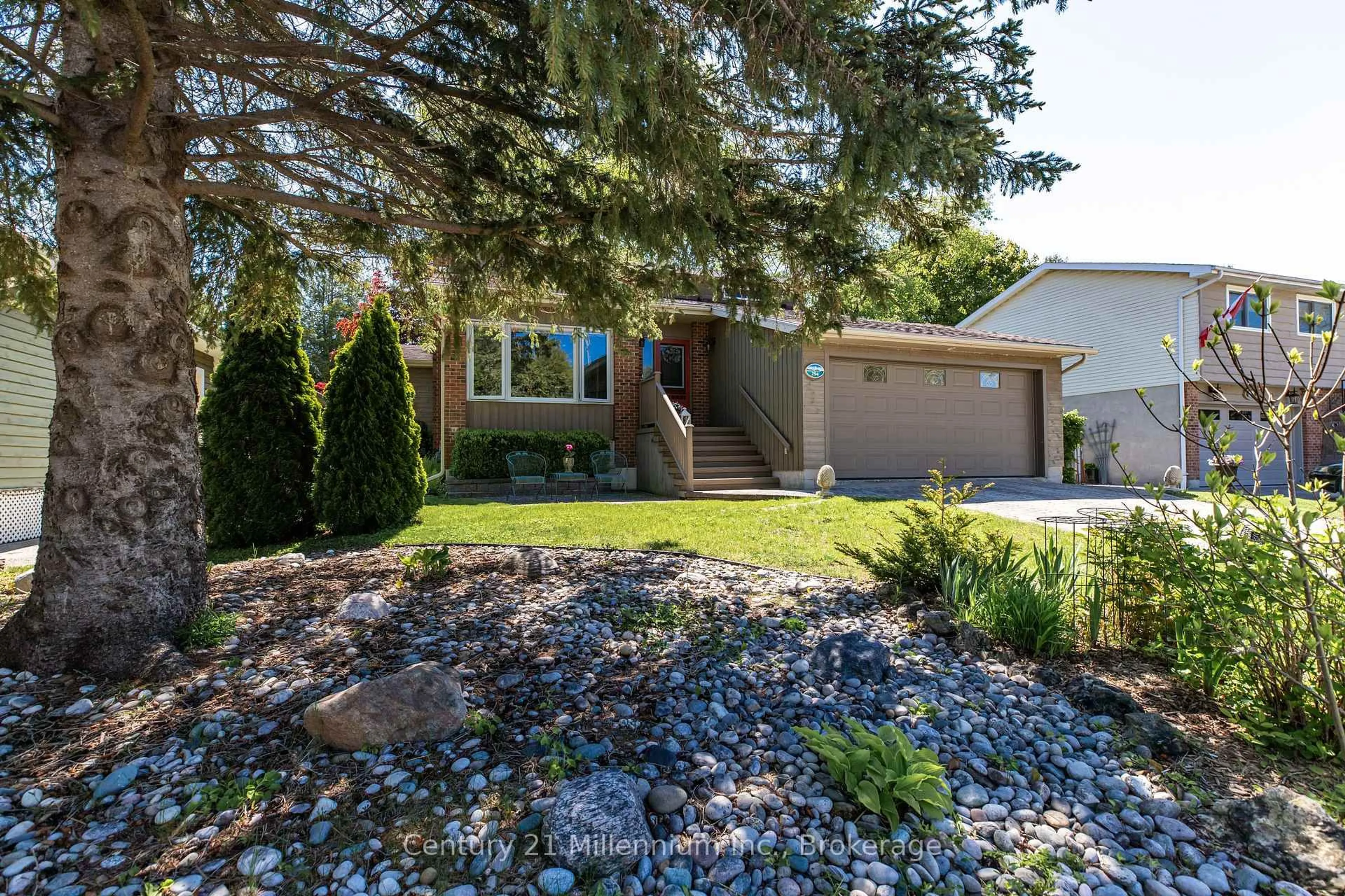 Unknown for 294 Albert St, Saugeen Shores Ontario N0H 2L0