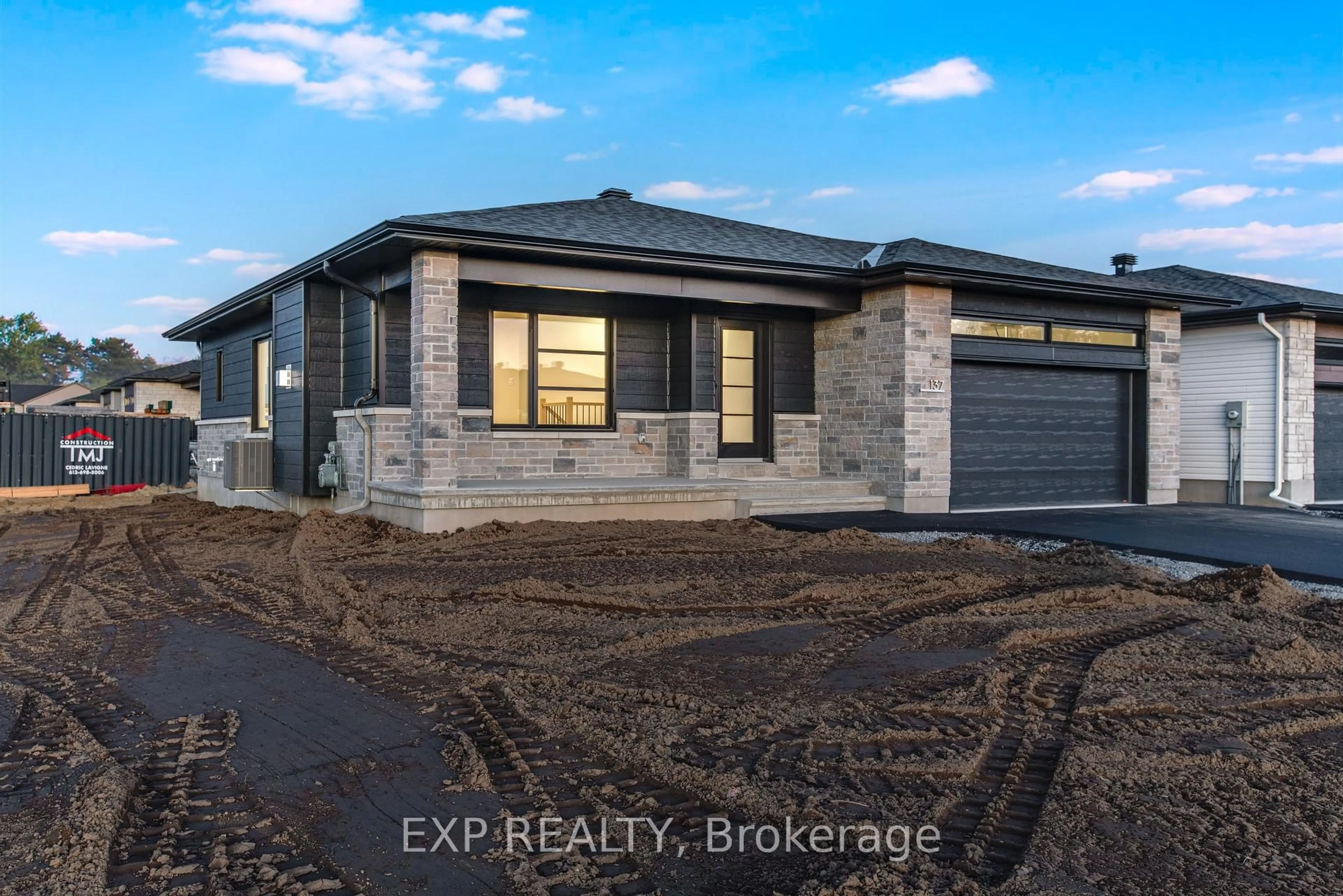 Home with brick exterior material, building for Lot 144 Giroux St, The Nation Ontario K0A 2M0