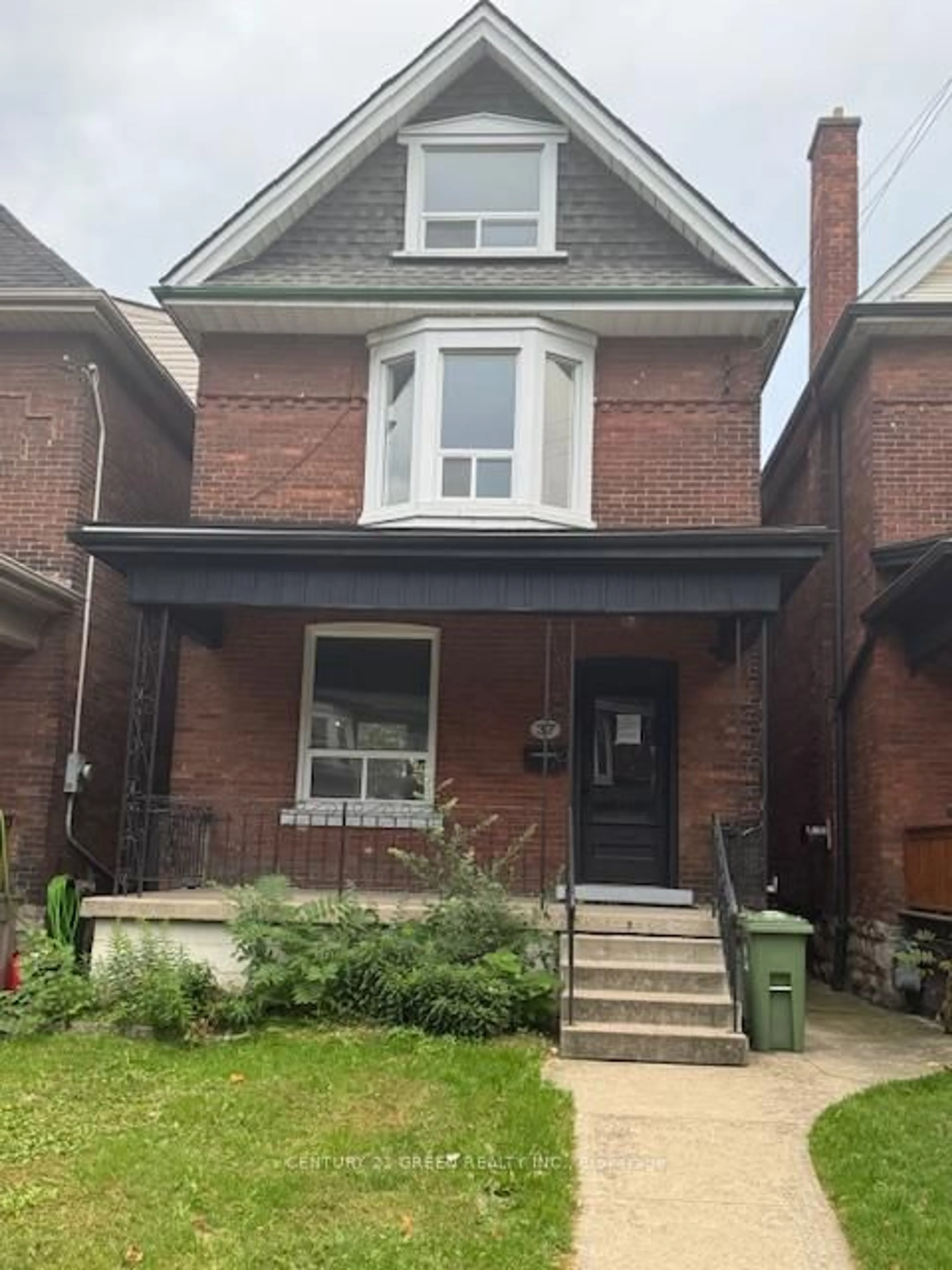 Home with brick exterior material, street for 37 Gladstone Ave, Hamilton Ontario L8M 2H7