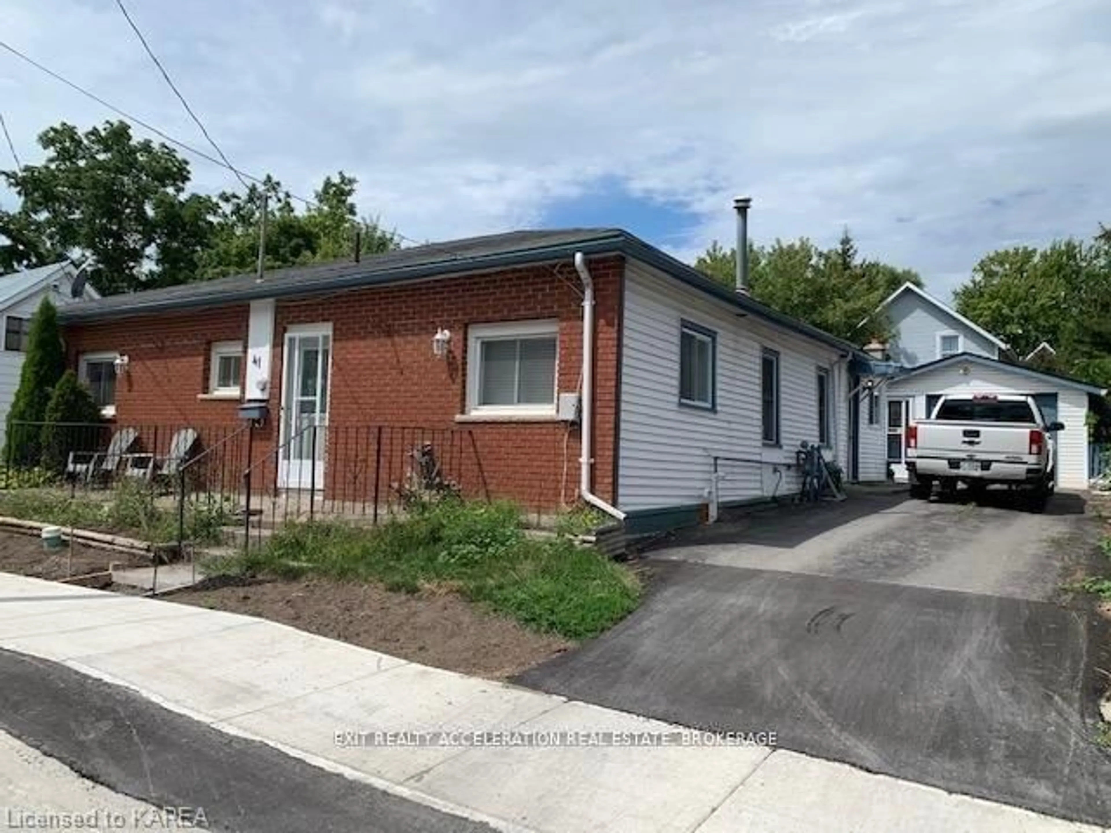 Unknown for 41 Water St, Greater Napanee Ontario K7R 1V5