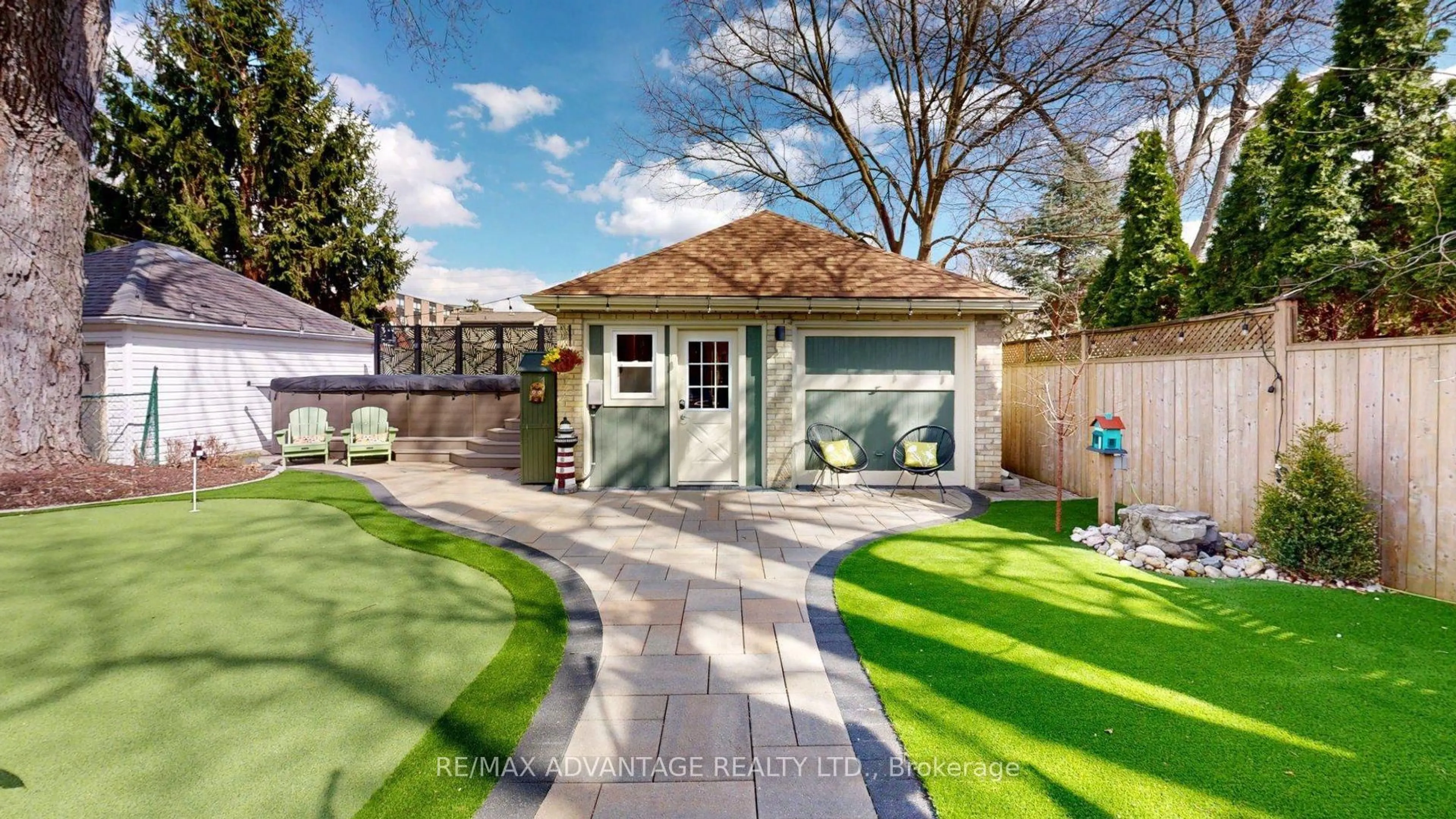 Home with brick exterior material, street for 57 Queen St, St. Thomas Ontario N5R 3J4