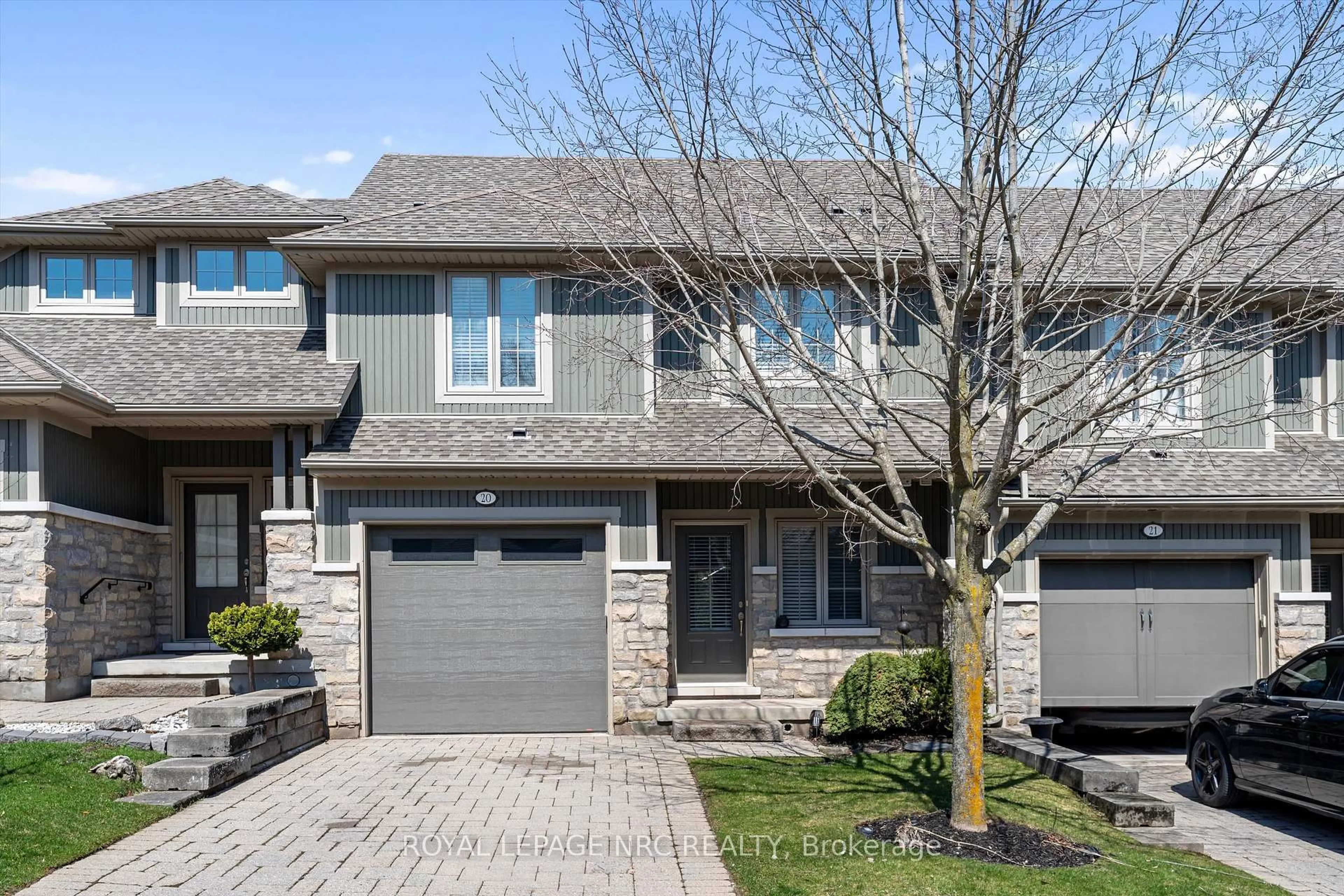 Home with brick exterior material, street for 1398 Pelham St #20, Pelham Ontario L0S 1E7