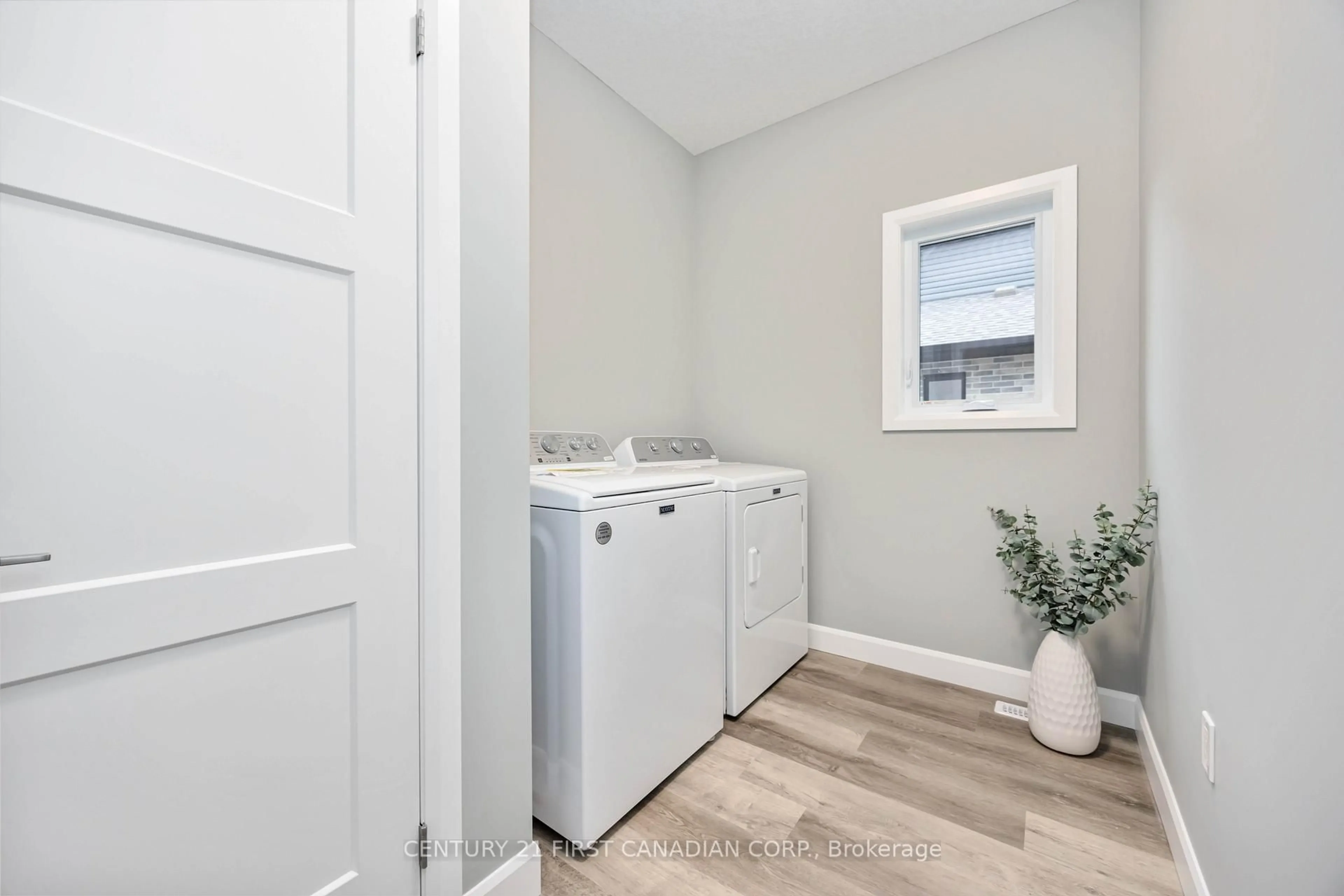Laundry room for 9 Postma Cres, North Middlesex Ontario N0M 1A0