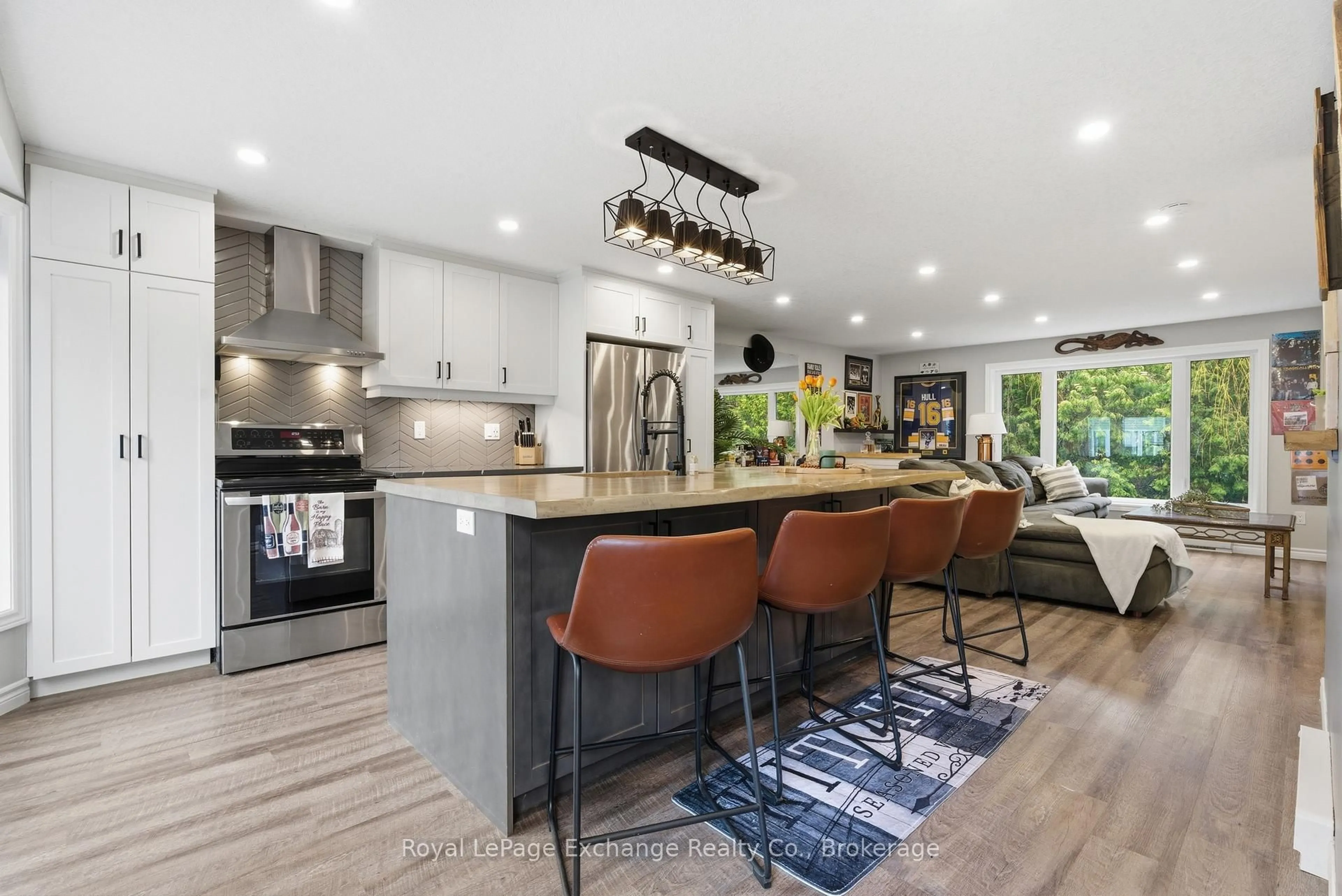 Open concept kitchen, ceramic/tile floor for 320 Alma St #13, Guelph/Eramosa Ontario N0B 2K0