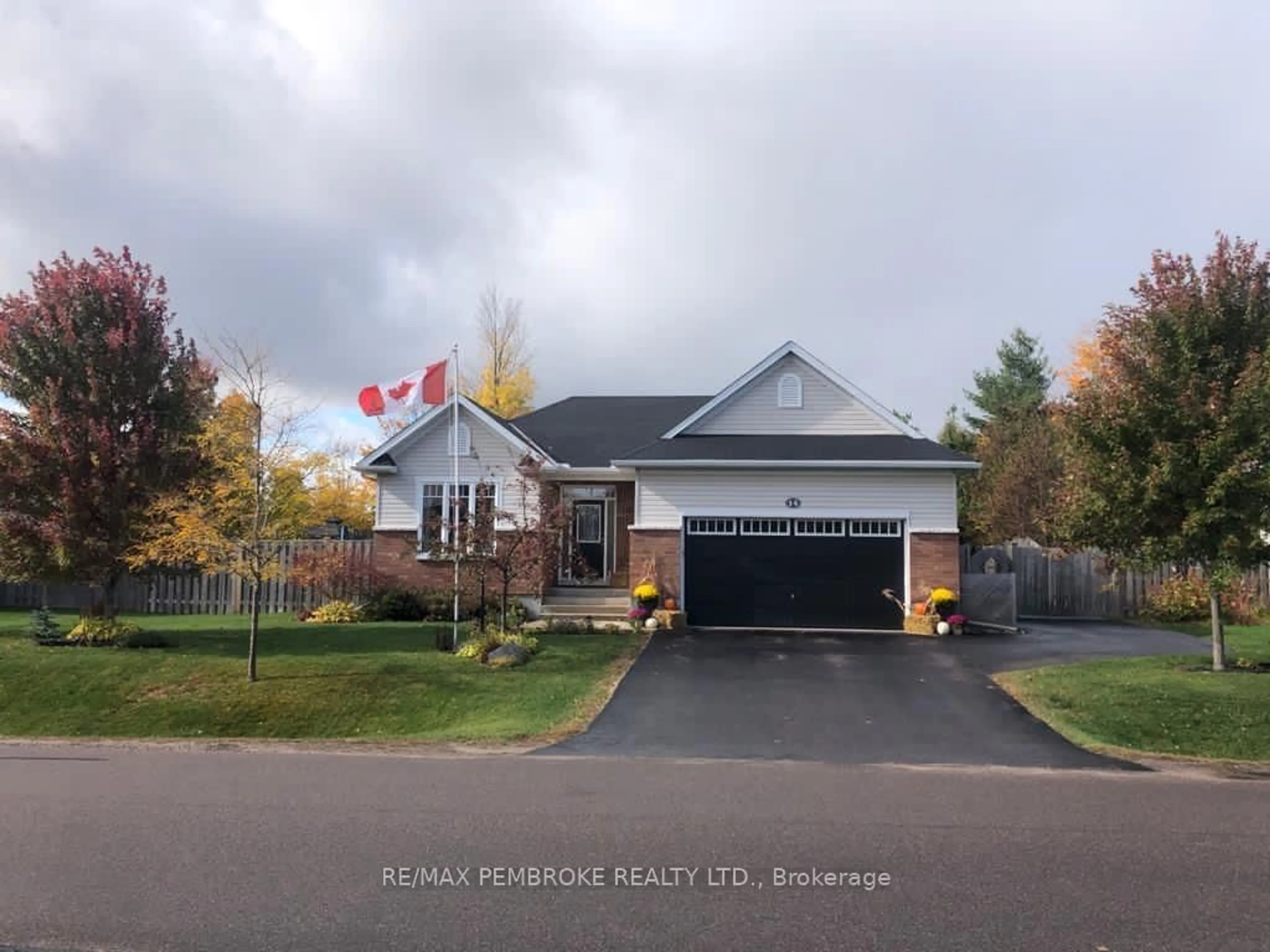 Unknown for 14 Bedard Blvd, Petawawa Ontario K8H 0B7