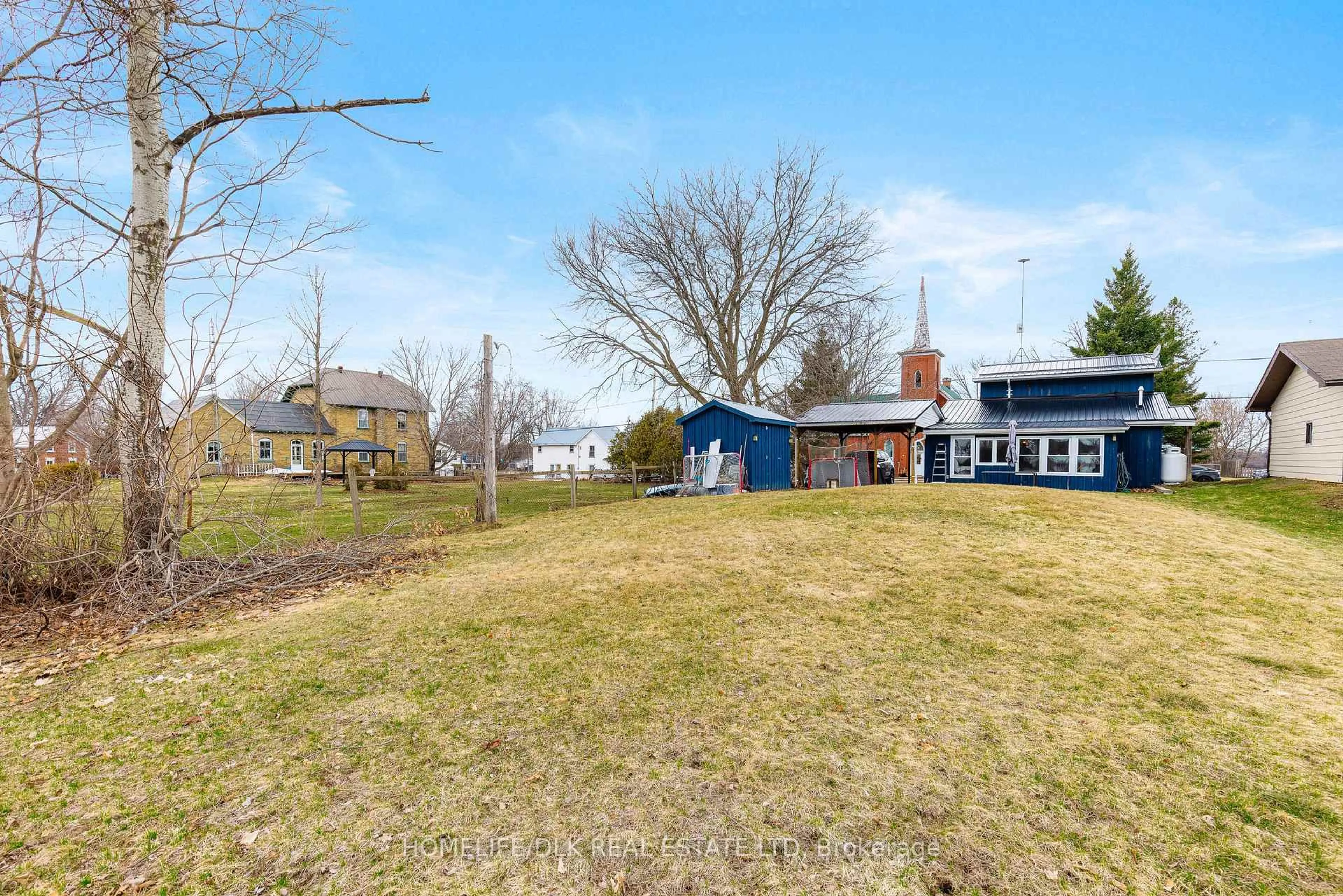 A pic from outside/outdoor area/front of a property/back of a property/a pic from drone, unknown for 1083 County Road 16 Rd, Merrickville-Wolford Ontario K0G 1G0