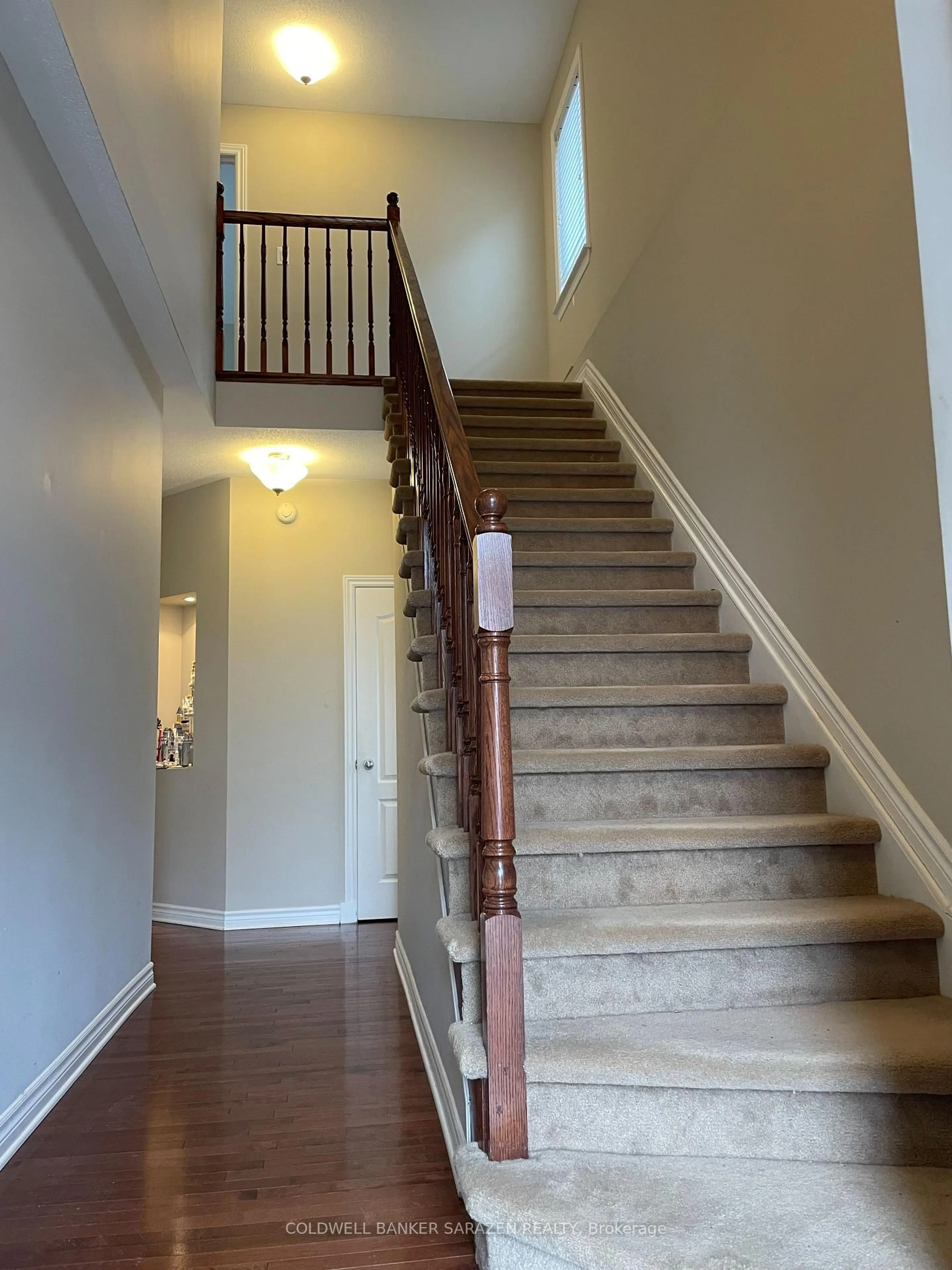 Unknown for 105 AUGUST LILY Cres, Ottawa Ontario K1V 2A6