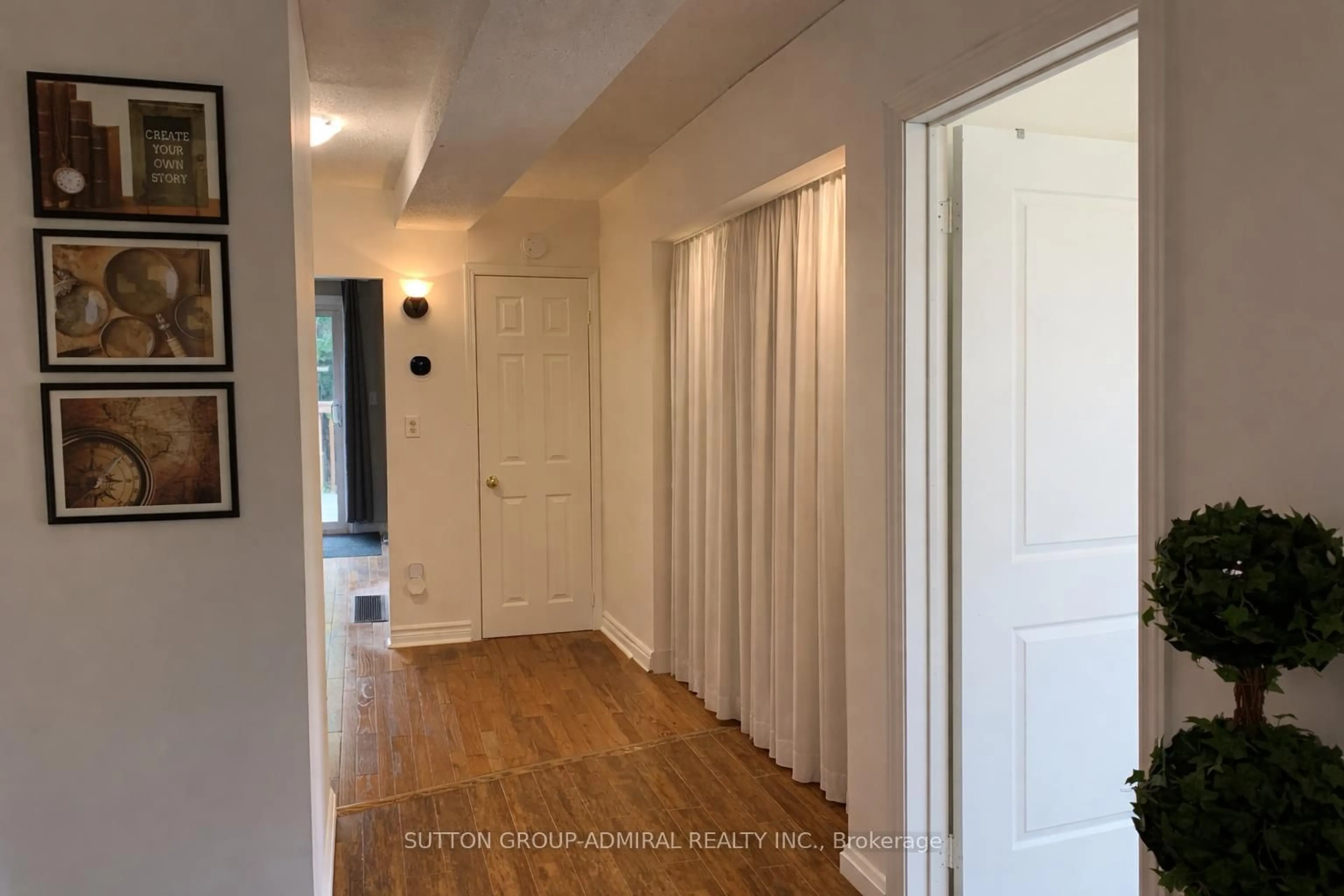 Unknown for 101 Merna Ave, Hamilton Ontario L8S 2L1