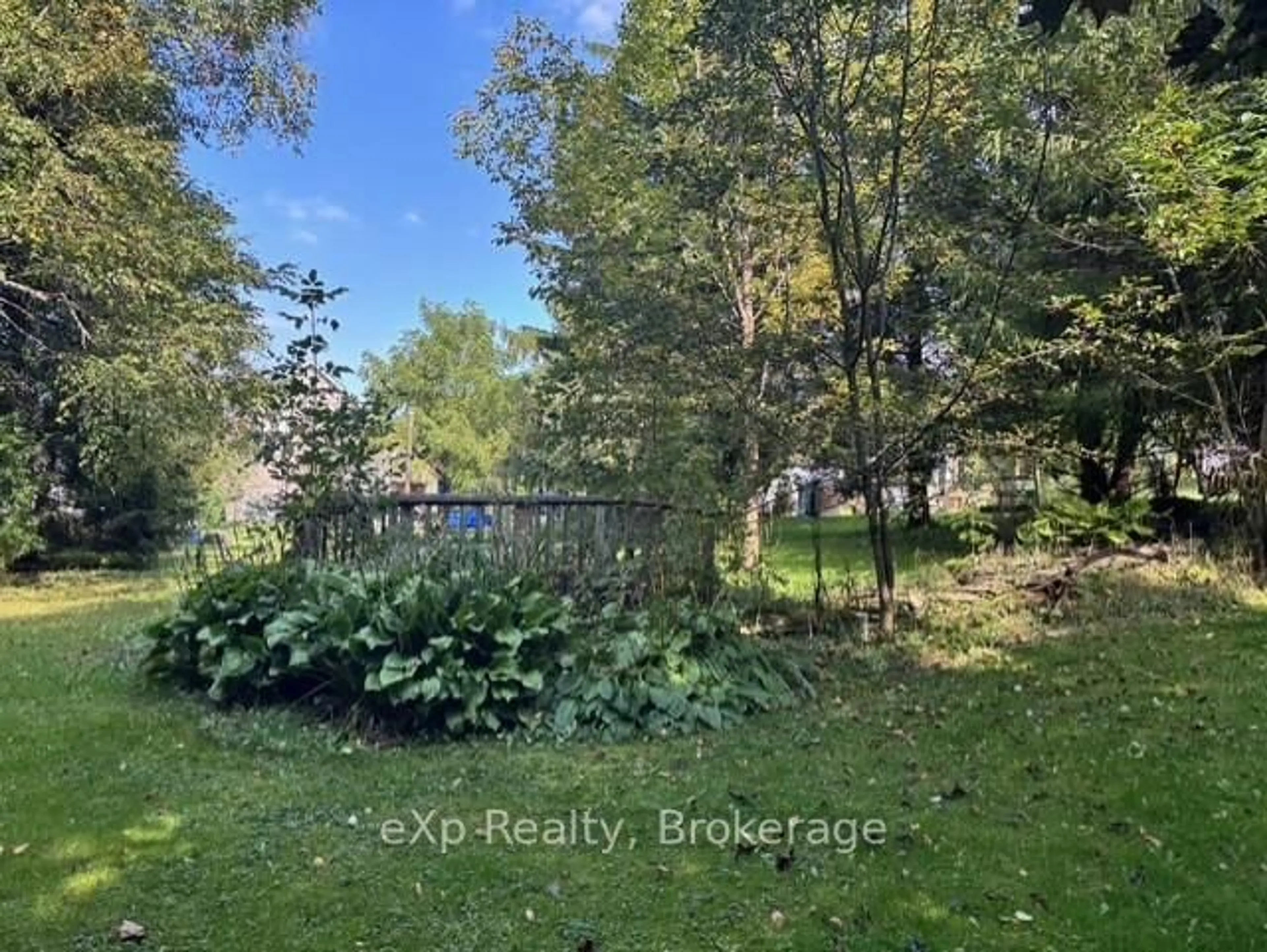 A pic from outside/outdoor area/front of a property/back of a property/a pic from drone, water/lake/river/ocean view for 28 Queen St, Brockton Ontario N0G 1S0